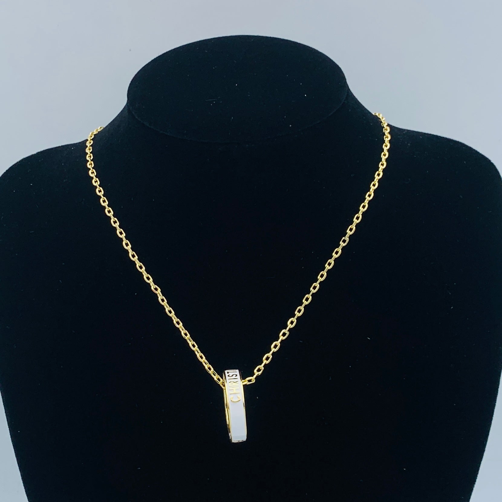 LuxluxHouse Low Price And High Quality Accessories Dior