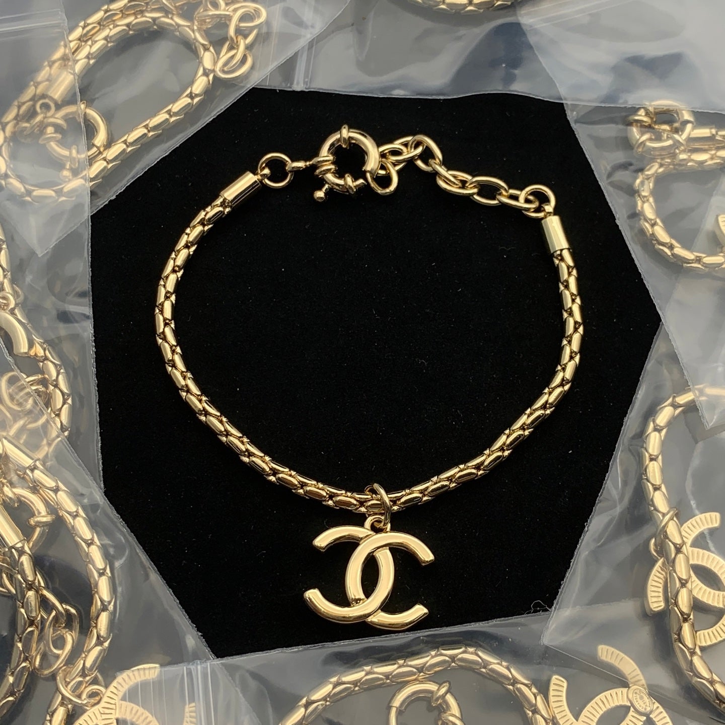 LuxluxHouse Low Price And High Quality Accessories Chanel