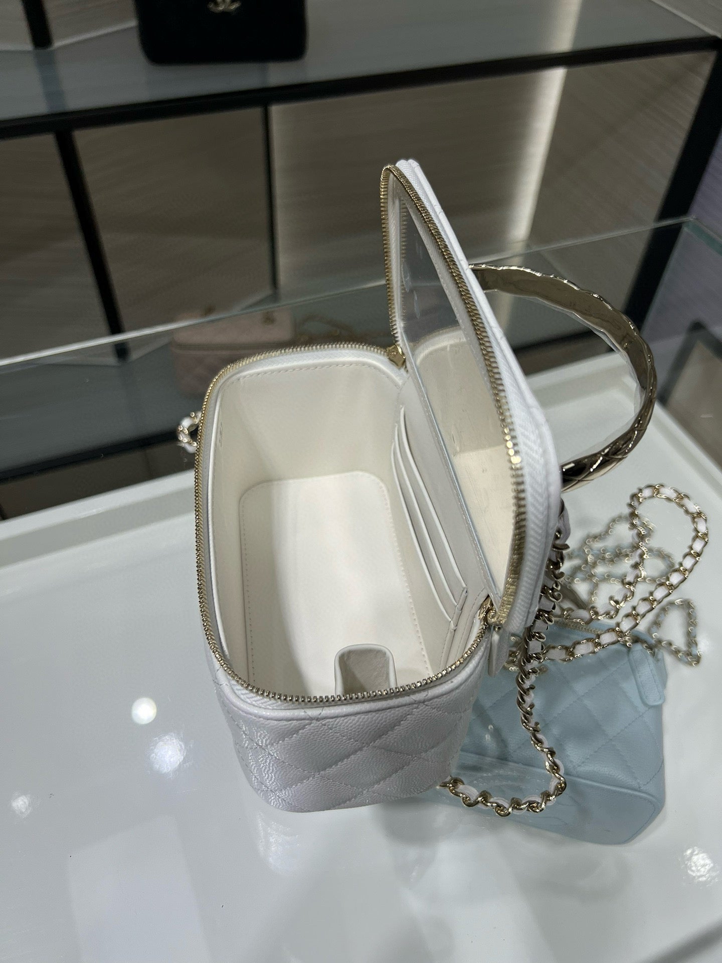 LuxluxHouse Best Quality Bags Chanel Women