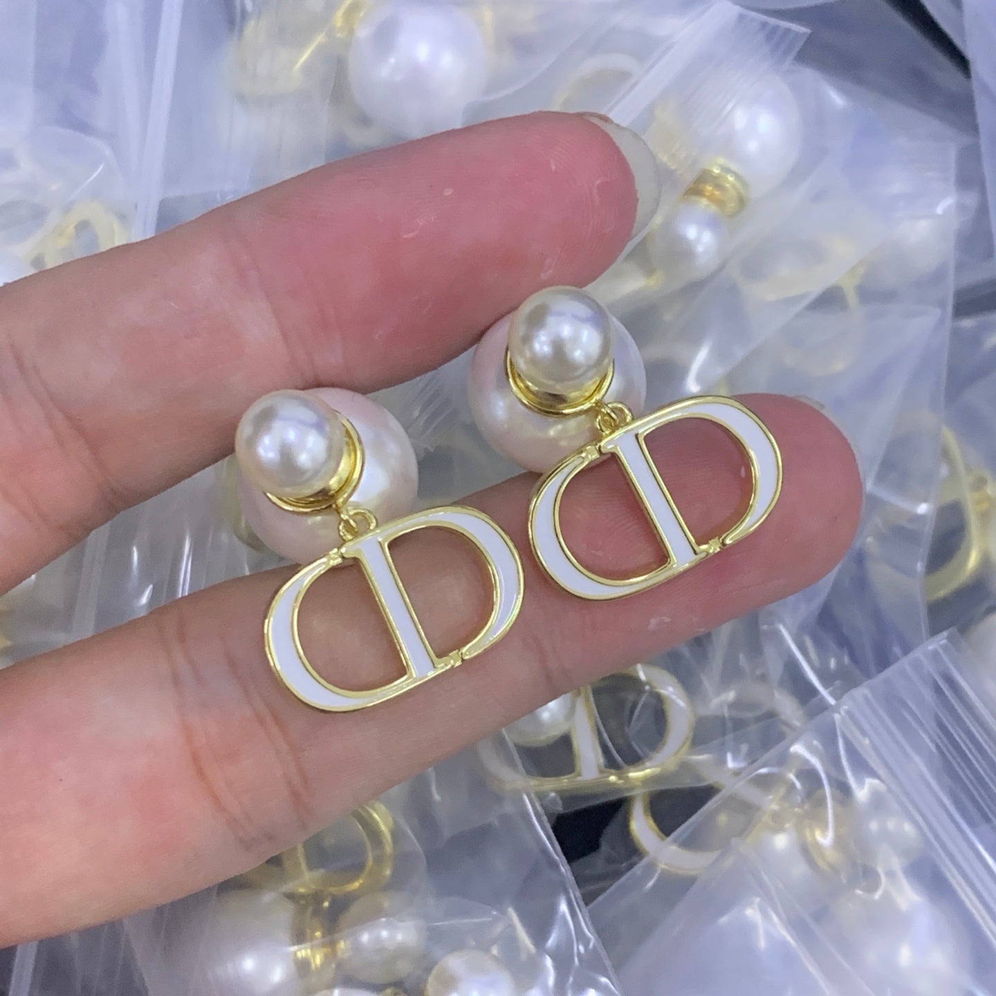 LuxluxHouse Low Price And High Quality Accessories Dior