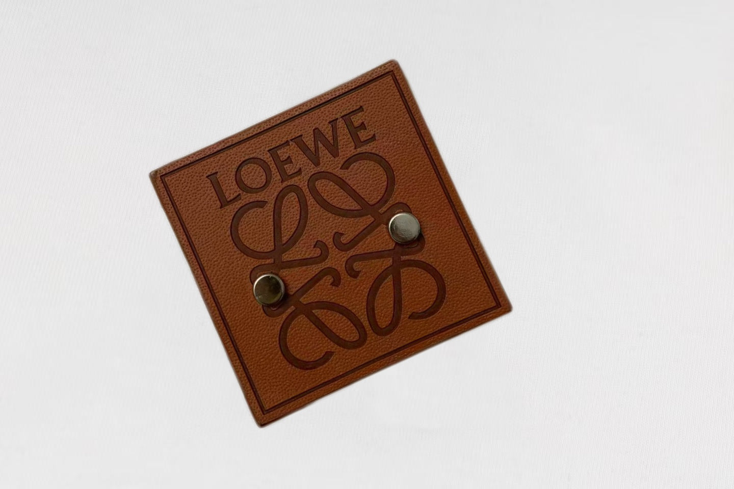 LuxluxHouse Best Quality Clothes T-shirt Loewe