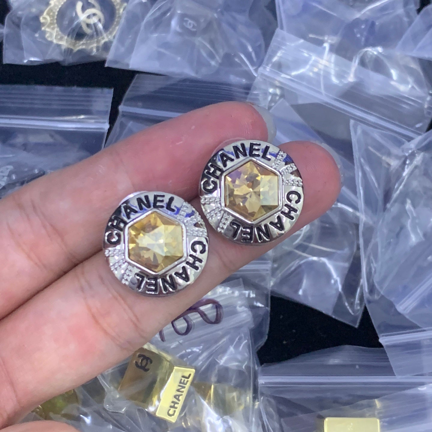 LuxluxHouse Low Price And High Quality Accessories Chanel