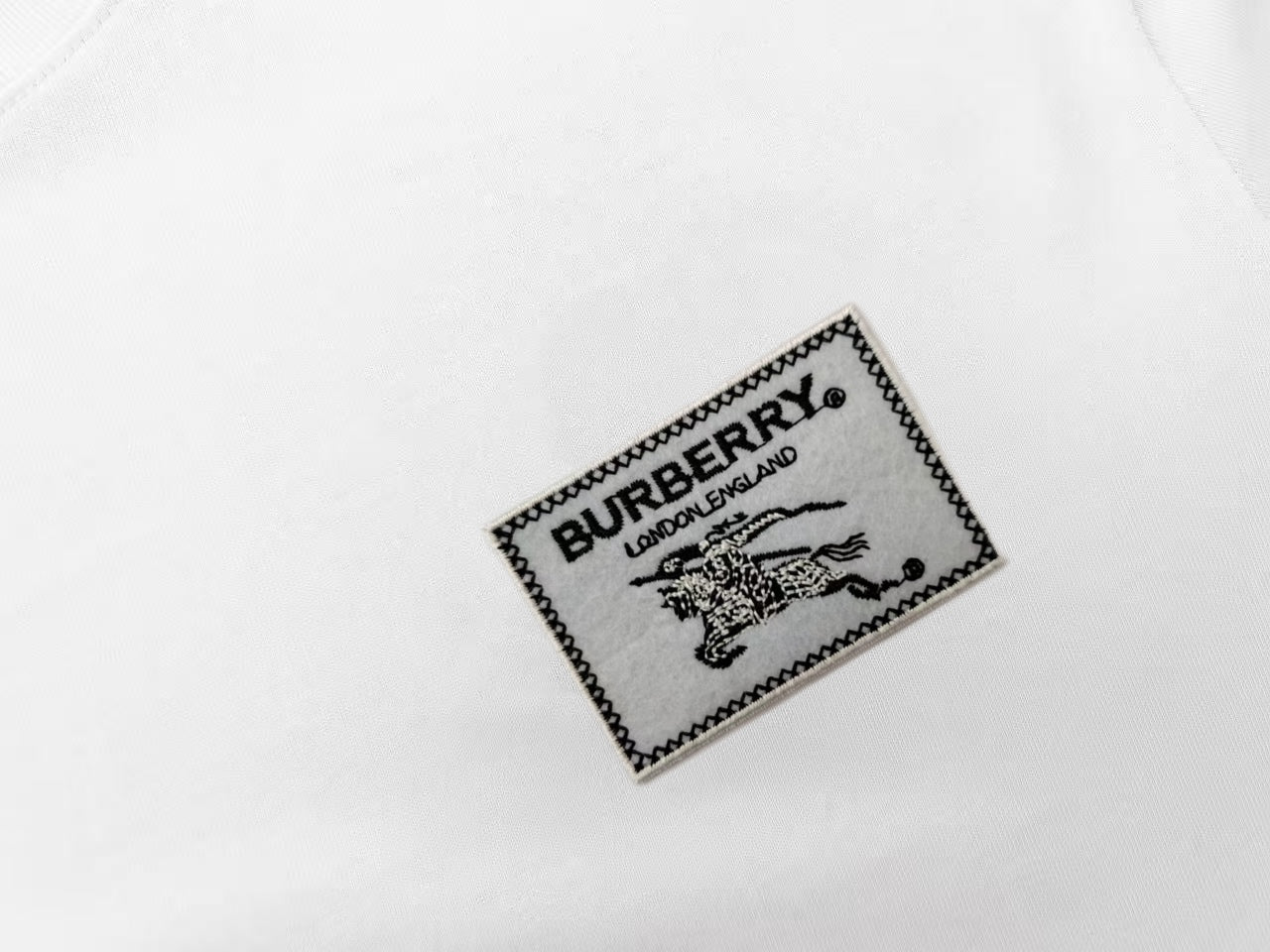 LuxluxHouse Best Quality Clothes Burberry T-shirt