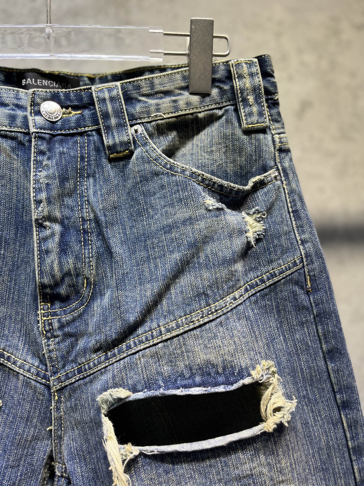 LuxluxHouse Best Quality Clothes Balenciaga Pants