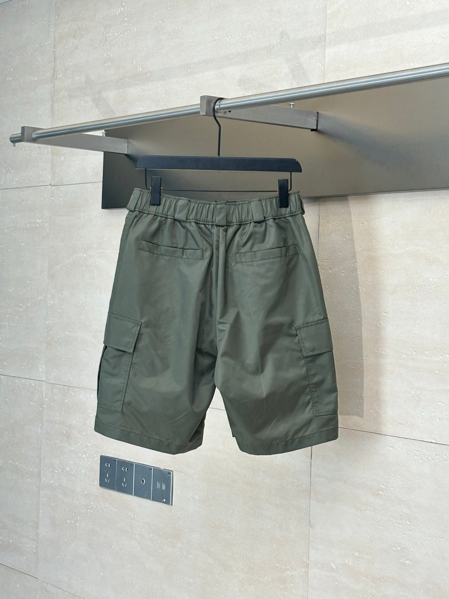 LuxluxHouse Best Quality Clothes Pants Prada