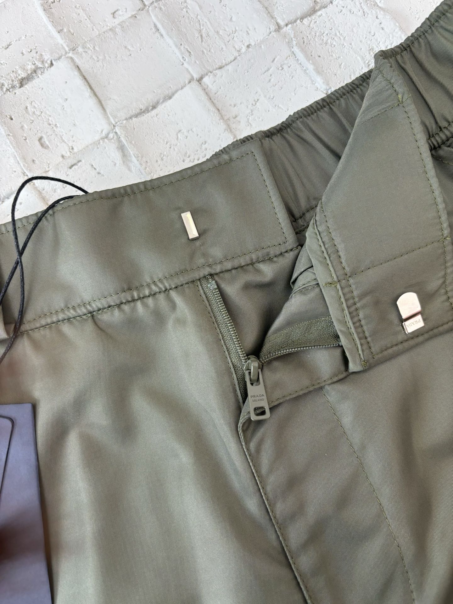 LuxluxHouse Best Quality Clothes Pants Prada