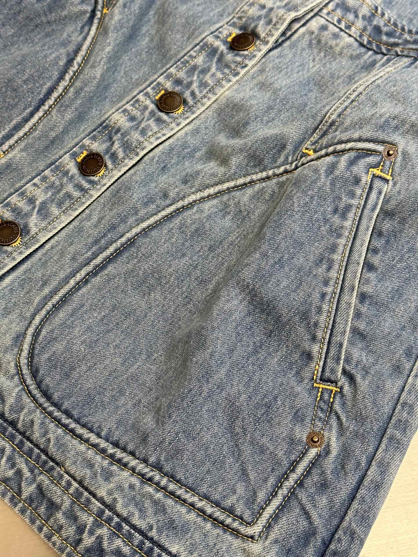 LuxluxHouse Best Quality Clothes Pants Louis Vuitton