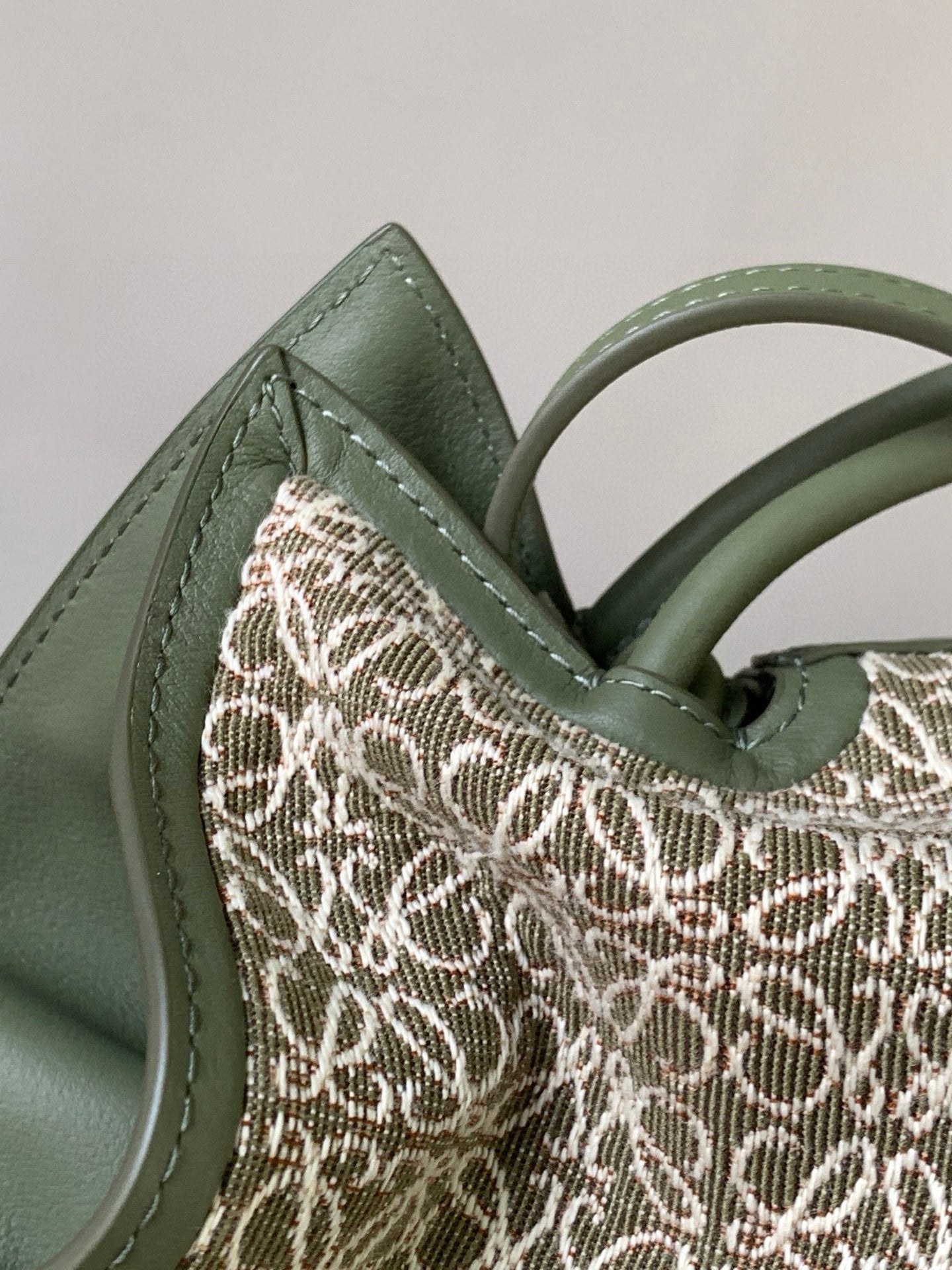 LuxluxHouse Best Quality Bags Loewe