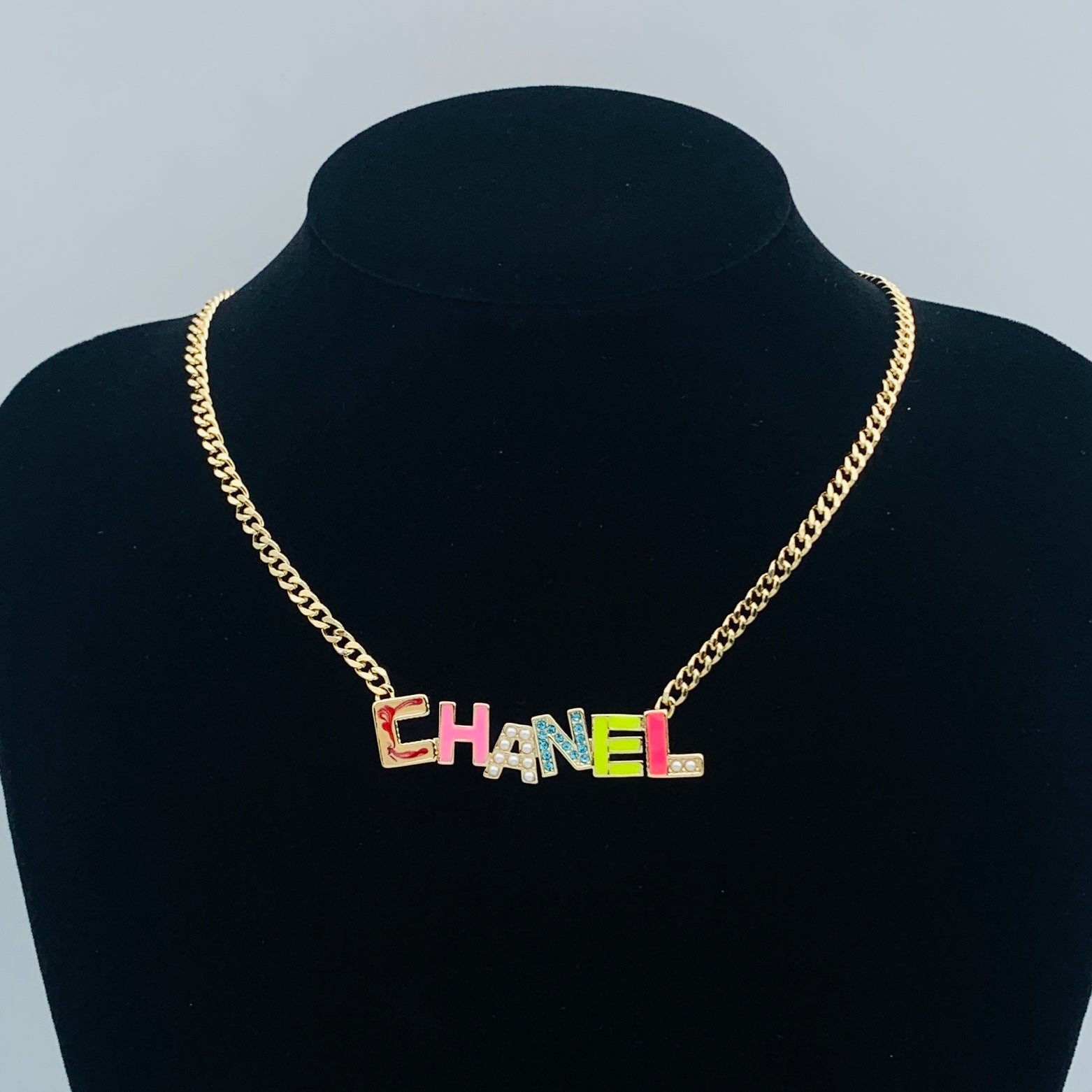 LuxluxHouse Low Price And High Quality Accessories Chanel
