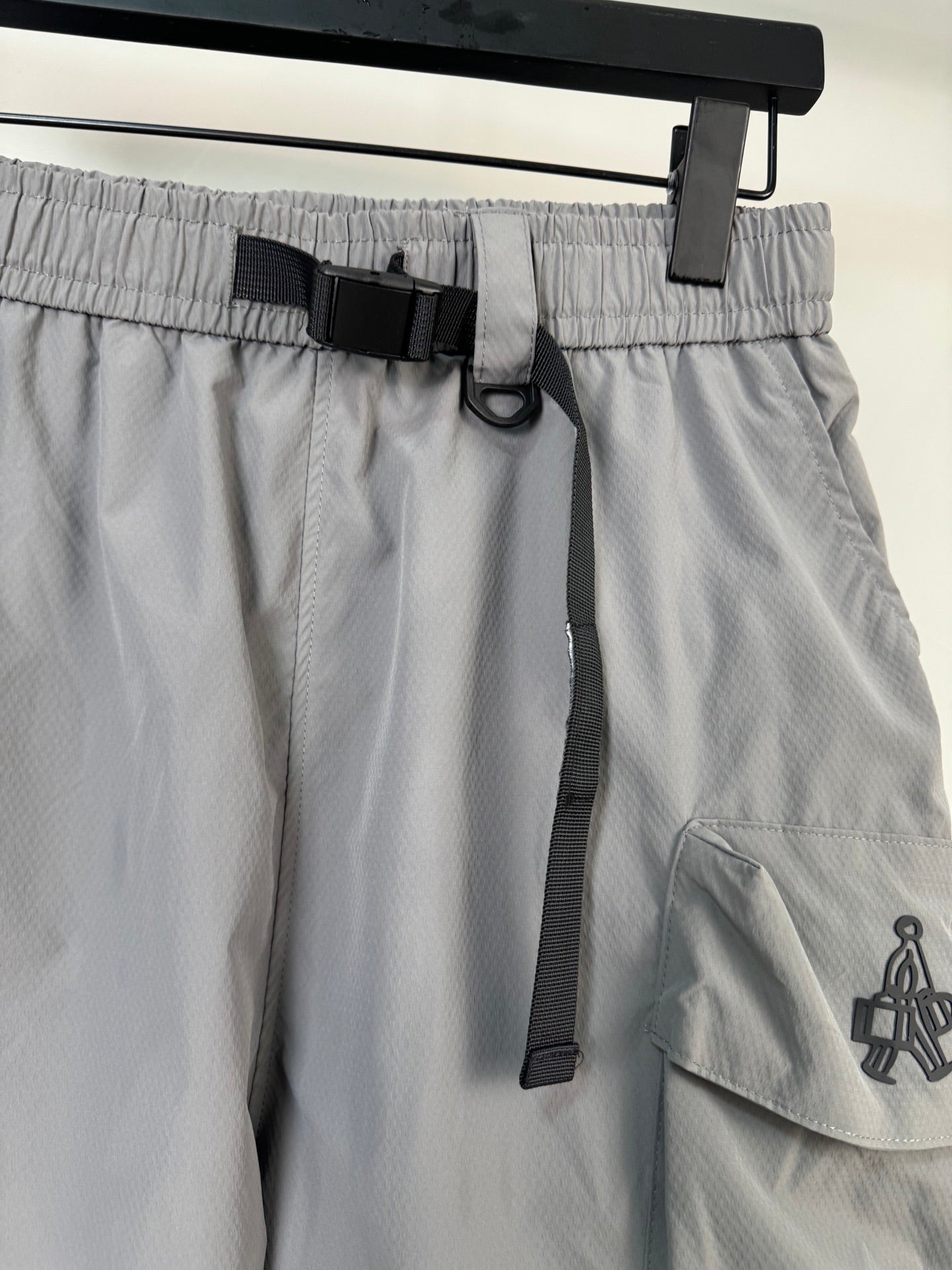 LuxluxHouse Best Quality Clothes Pants Prada