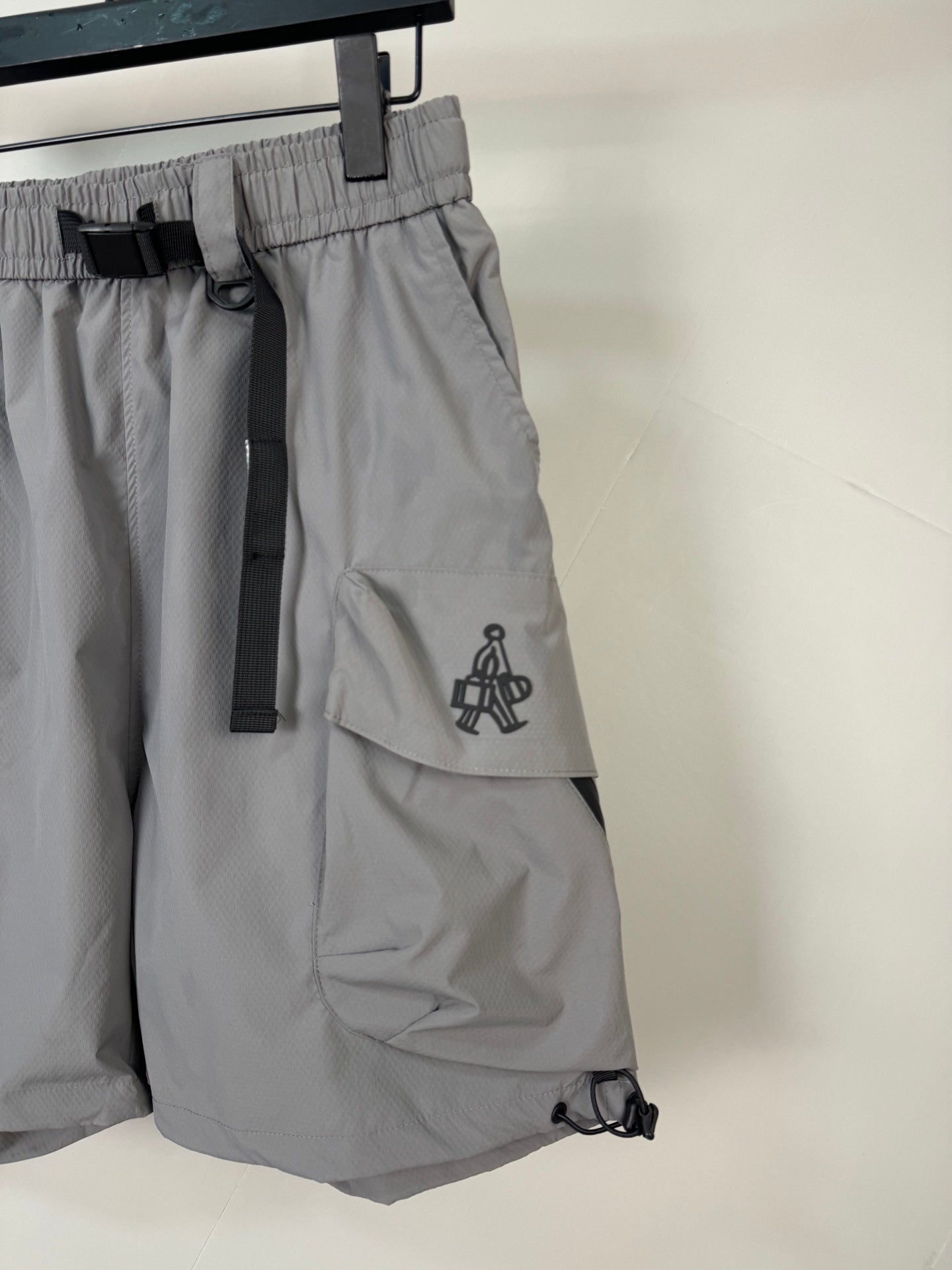 LuxluxHouse Best Quality Clothes Pants Prada