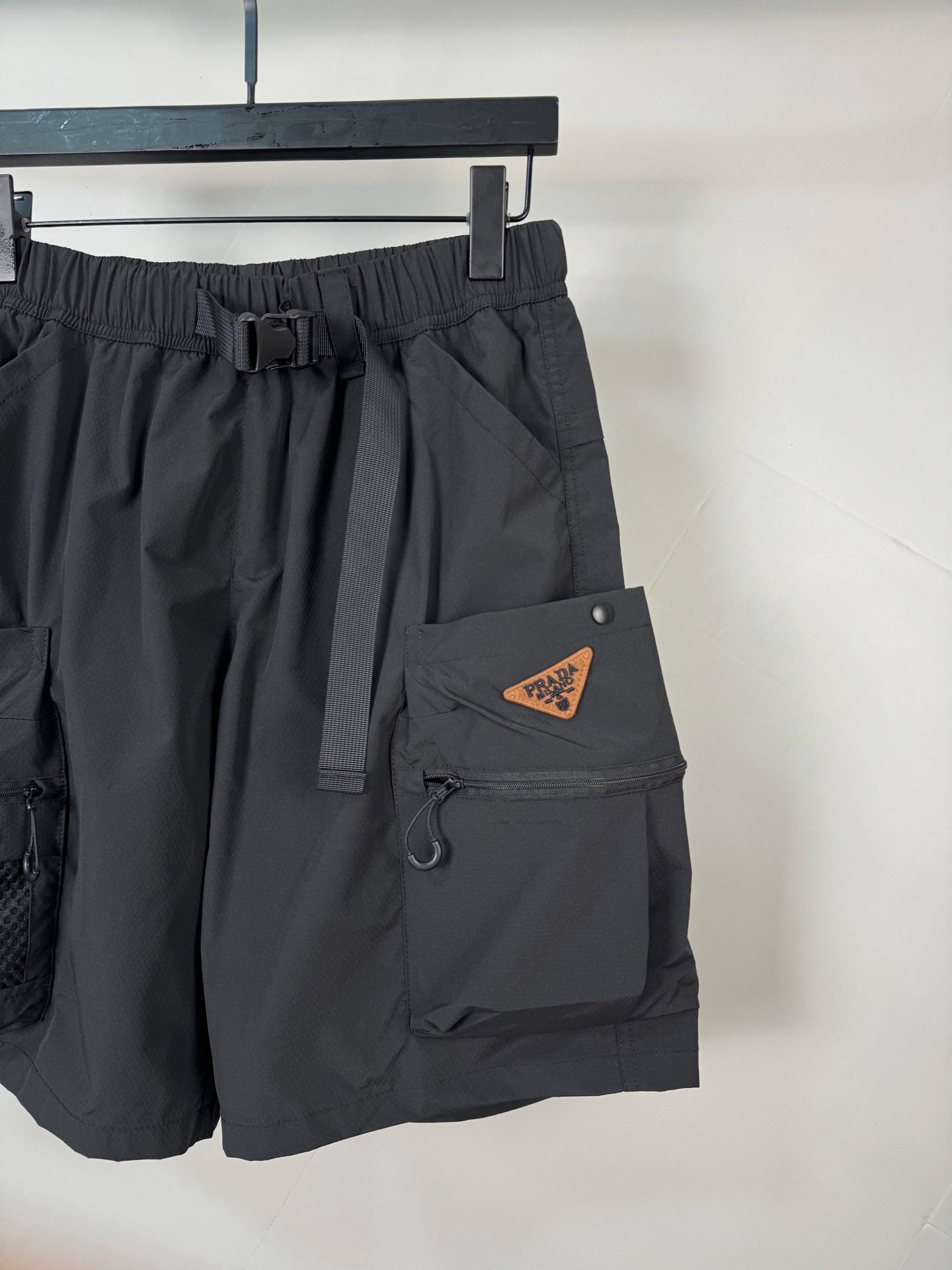 LuxluxHouse Best Quality Clothes Pants Prada