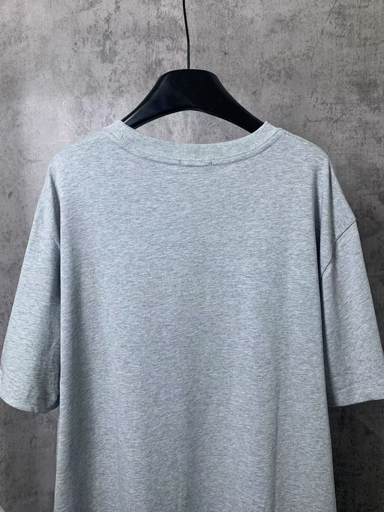LuxluxHouse Best Quality Clothes T-shirt Loewe