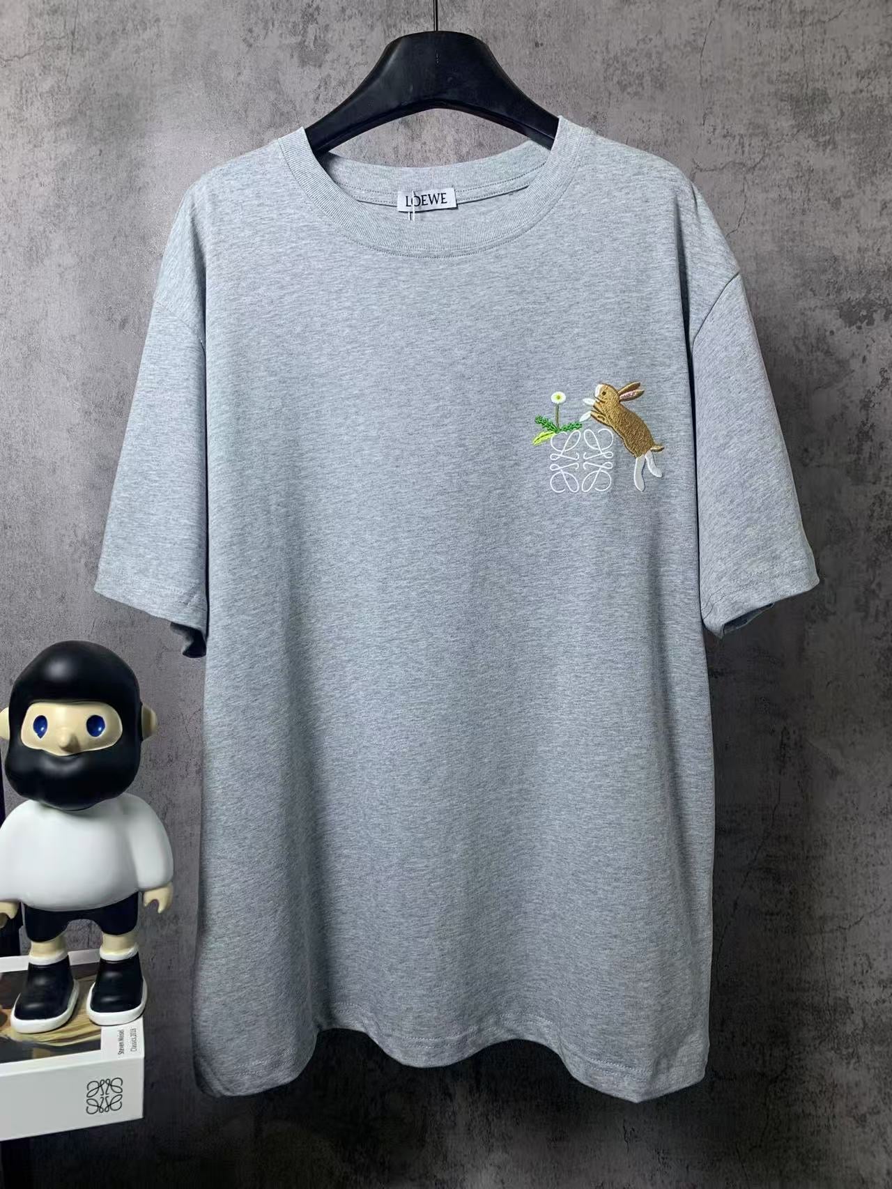 LuxluxHouse Best Quality Clothes T-shirt Loewe