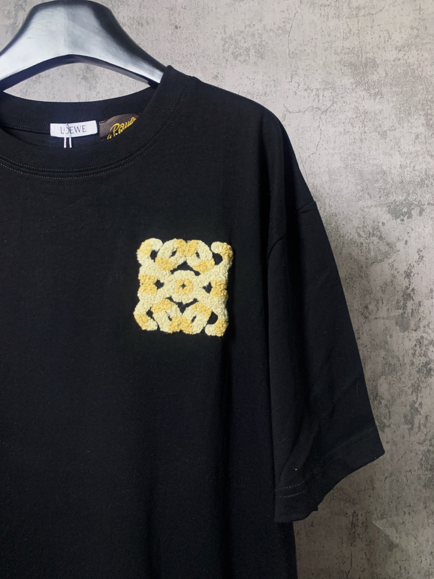 LuxluxHouse Best Quality Clothes T-shirt Loewe