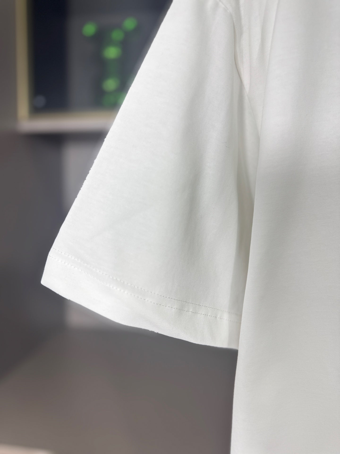 LuxluxHouse Best Quality Clothes T-shirt Loewe