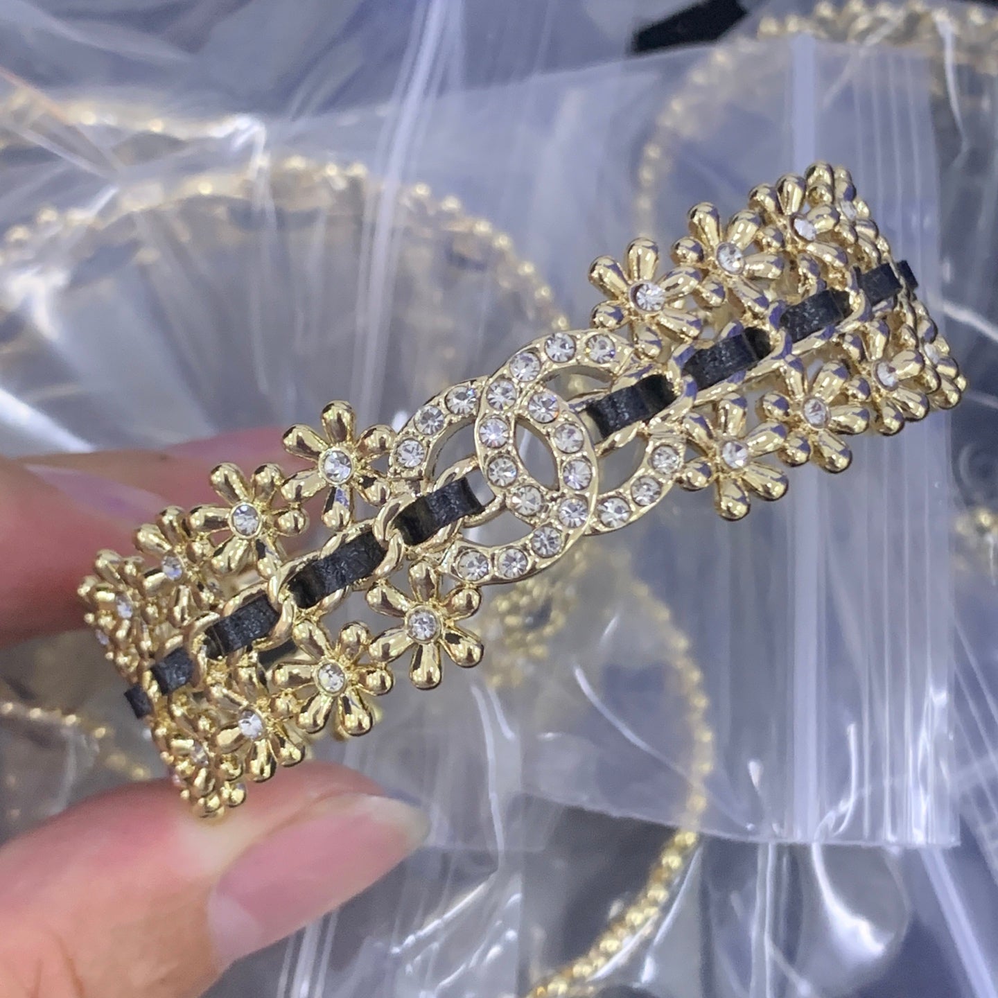 LuxluxHouse Low Price And High Quality Accessories Chanel