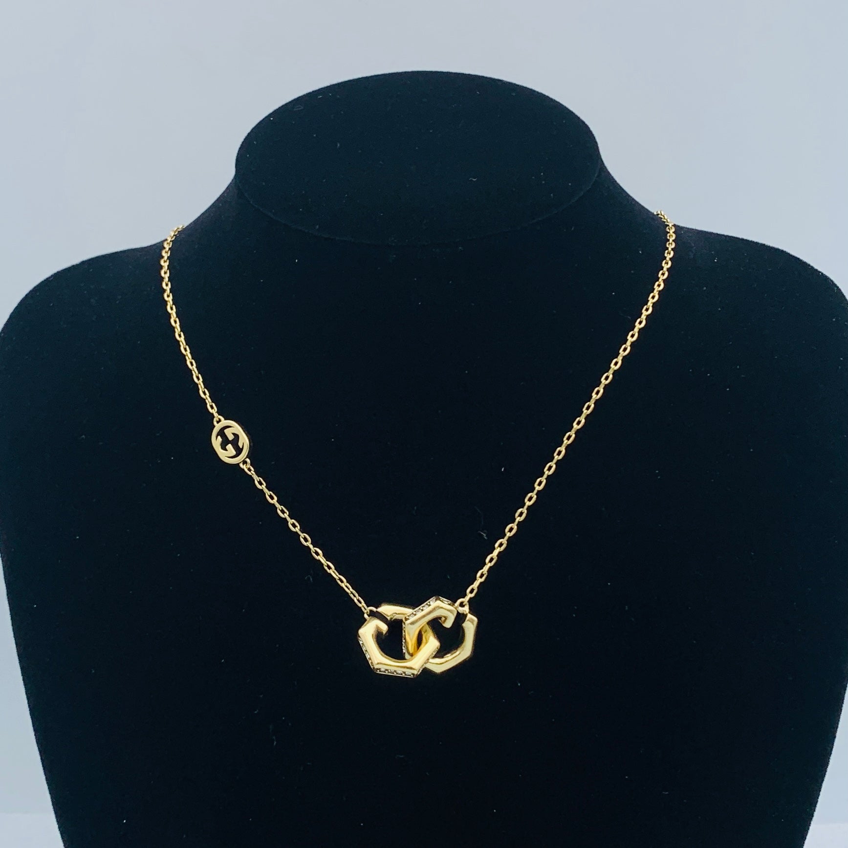 LuxluxHouse Low Price And High Quality Accessories Gucci