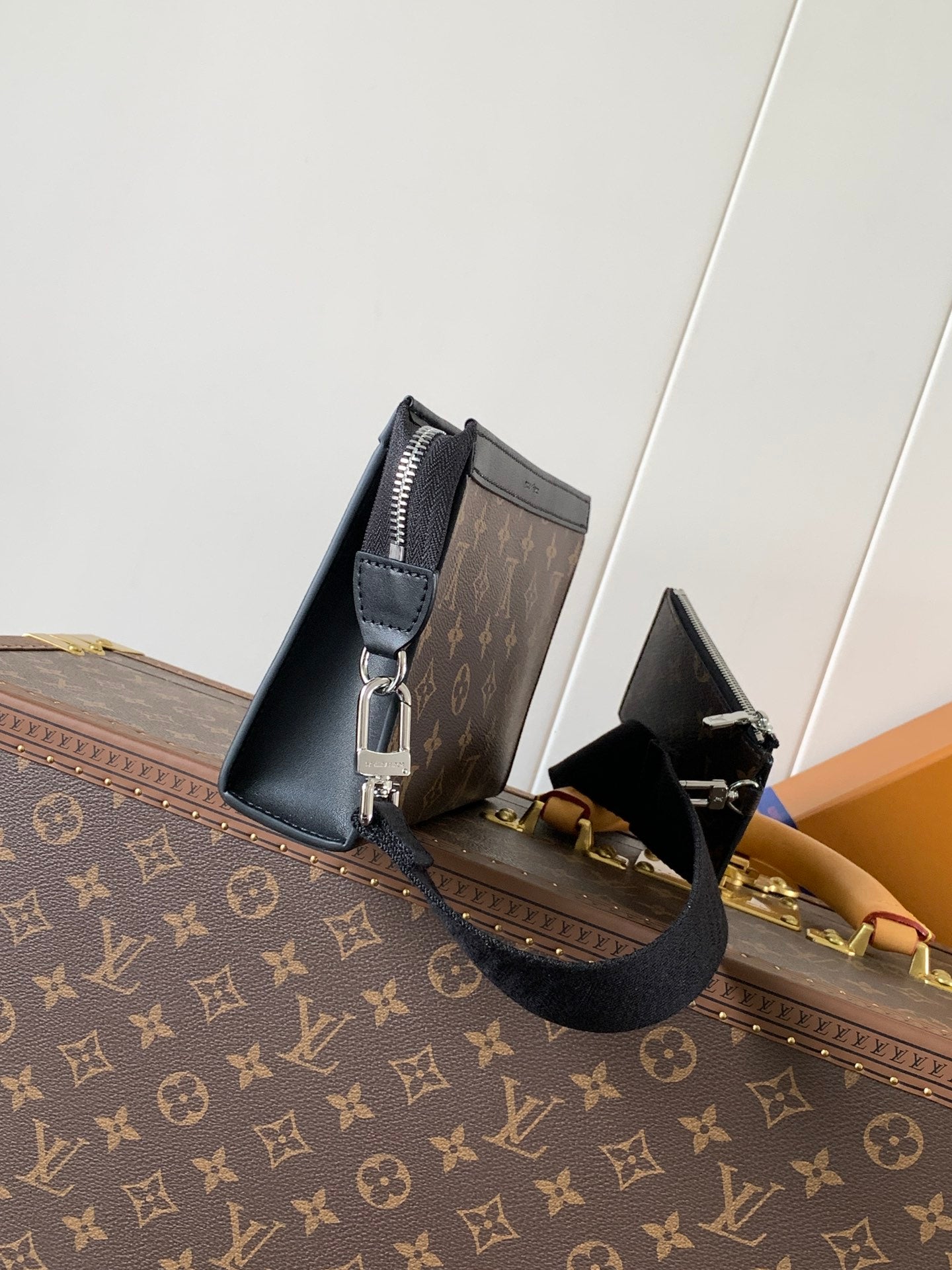 LuxluxHouse Best Quality Bags Louis Vuitton Women Men