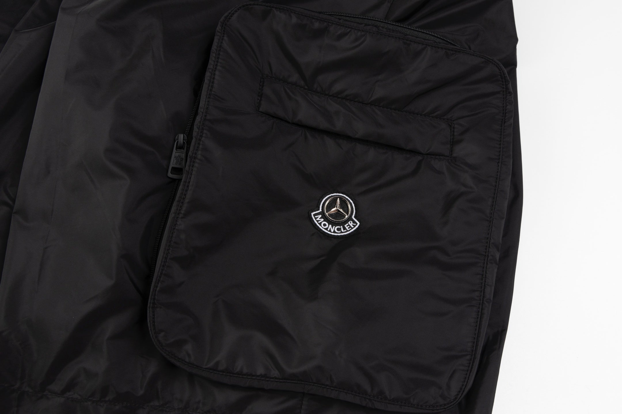 LuxluxHouse Best Quality Clothes Pants Moncler