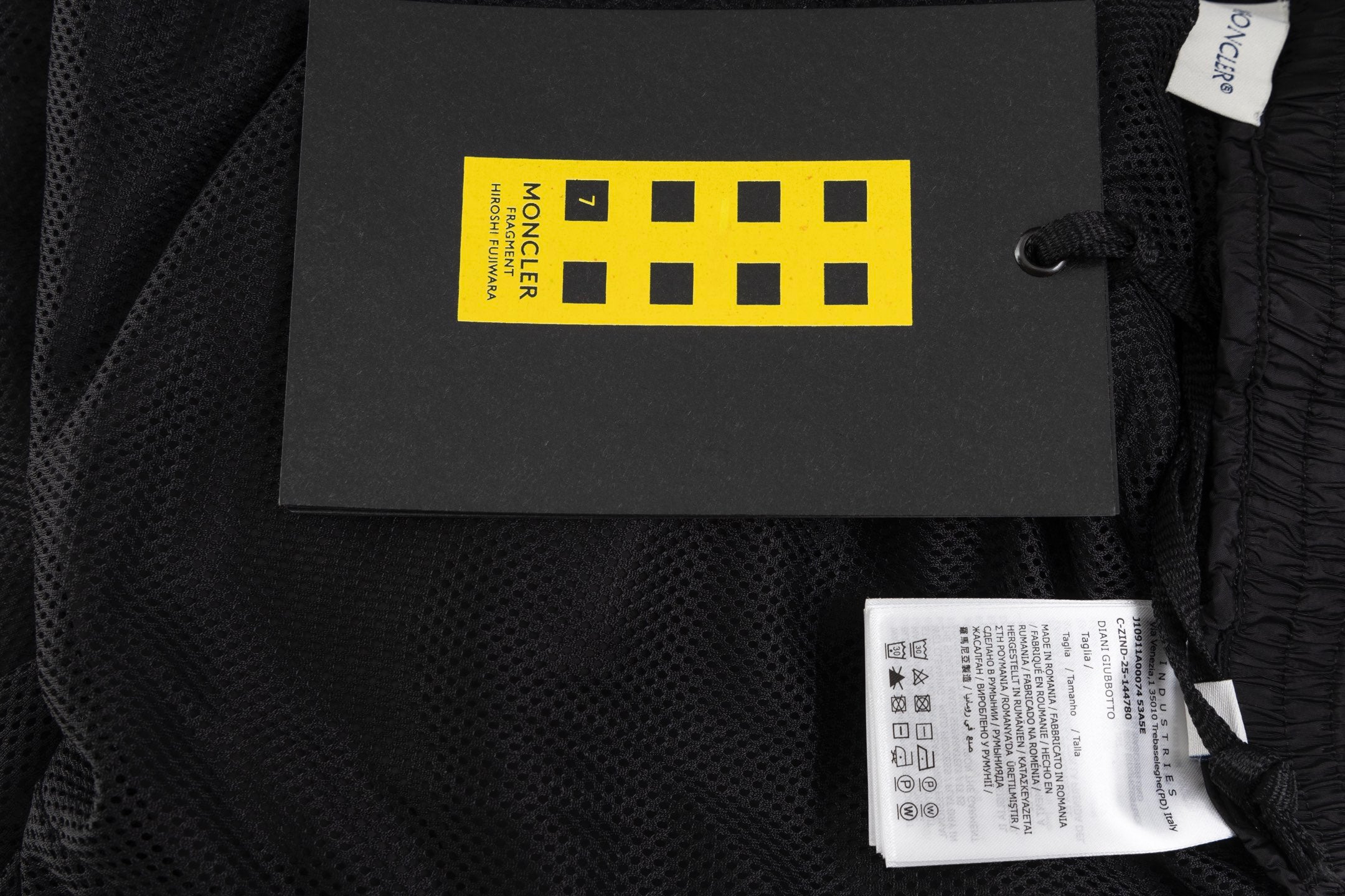 LuxluxHouse Best Quality Clothes Pants Moncler