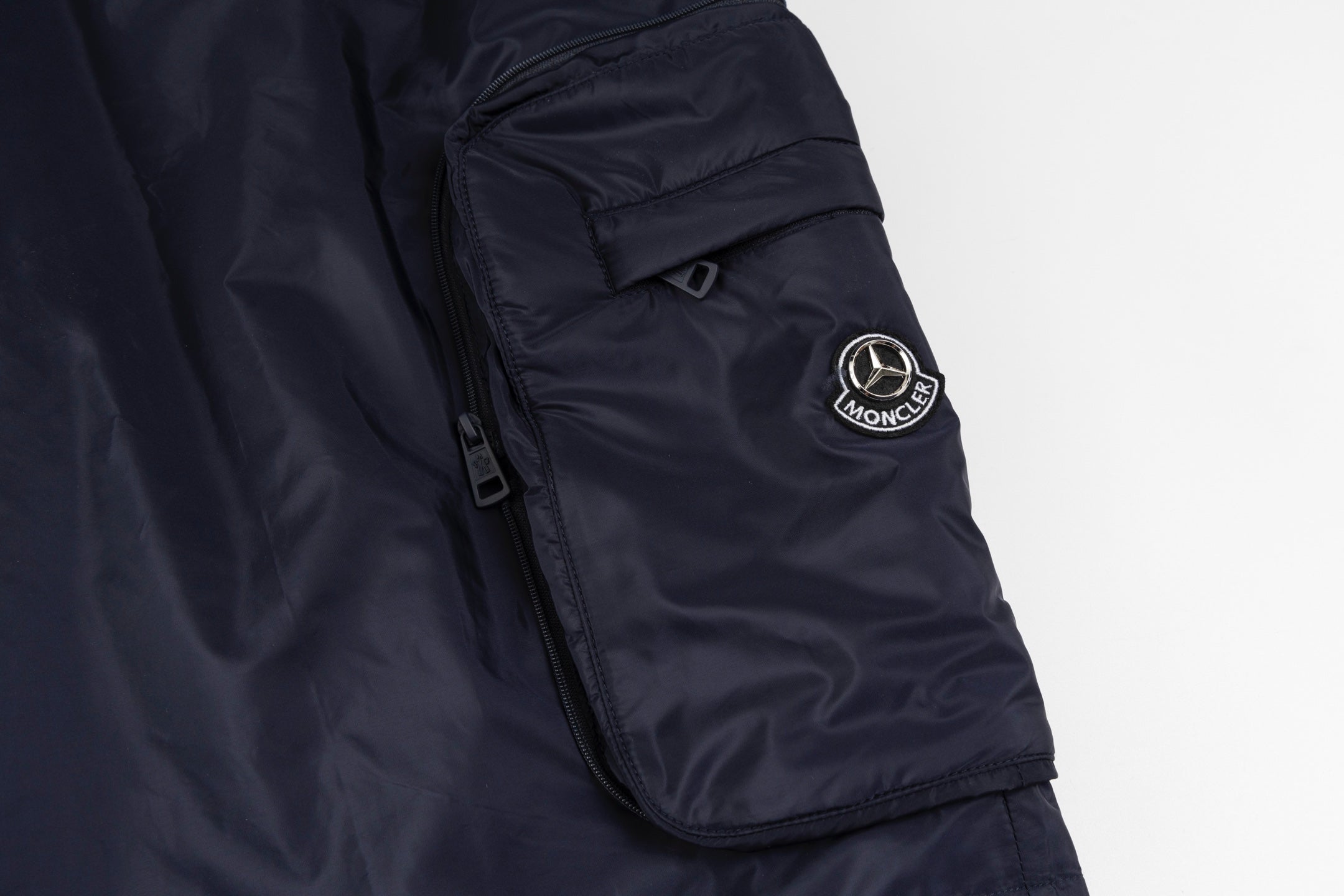 LuxluxHouse Best Quality Clothes Pants Moncler