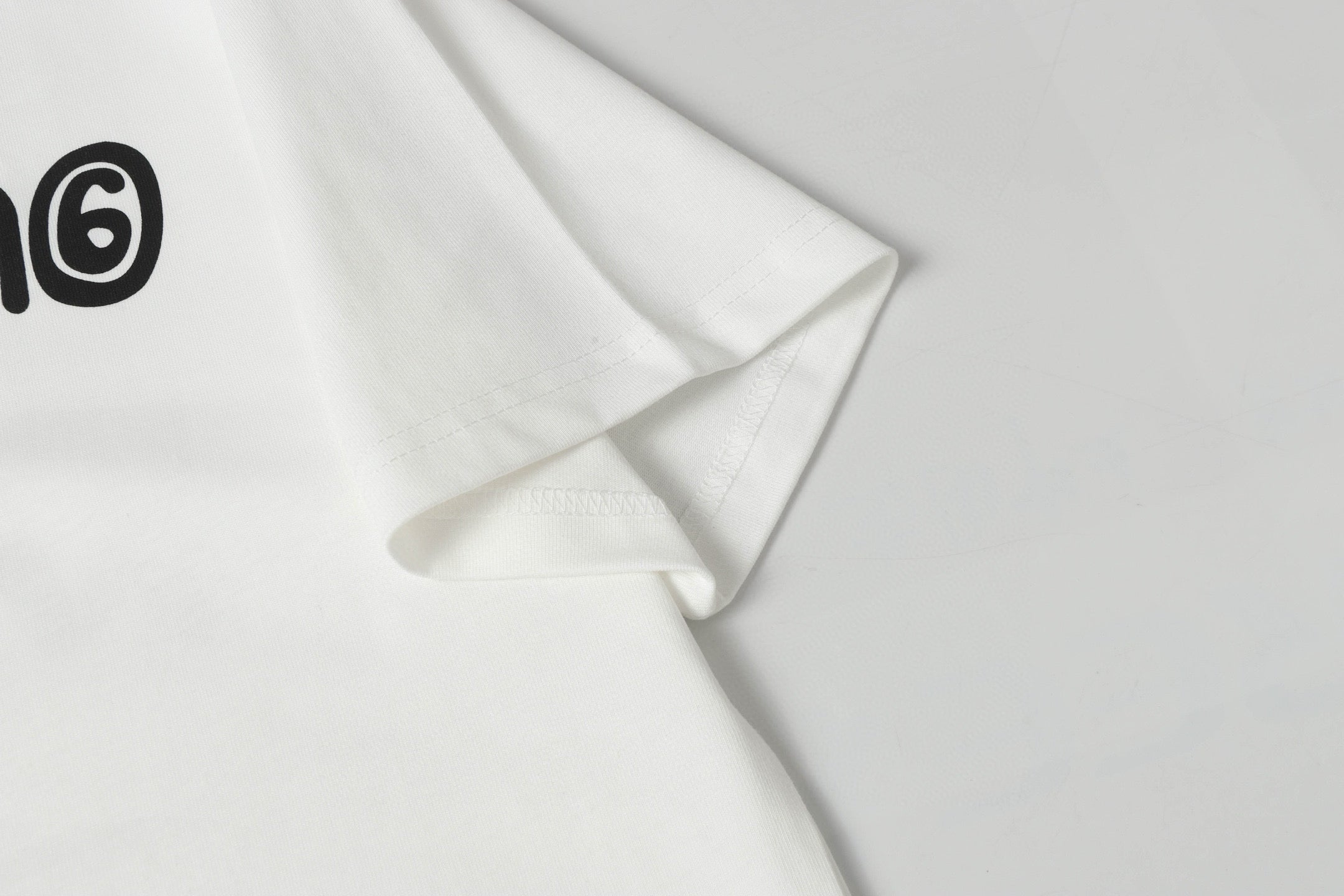 LuxluxHouse Best Quality Clothes T-shirt Chanel & Maison Margiela