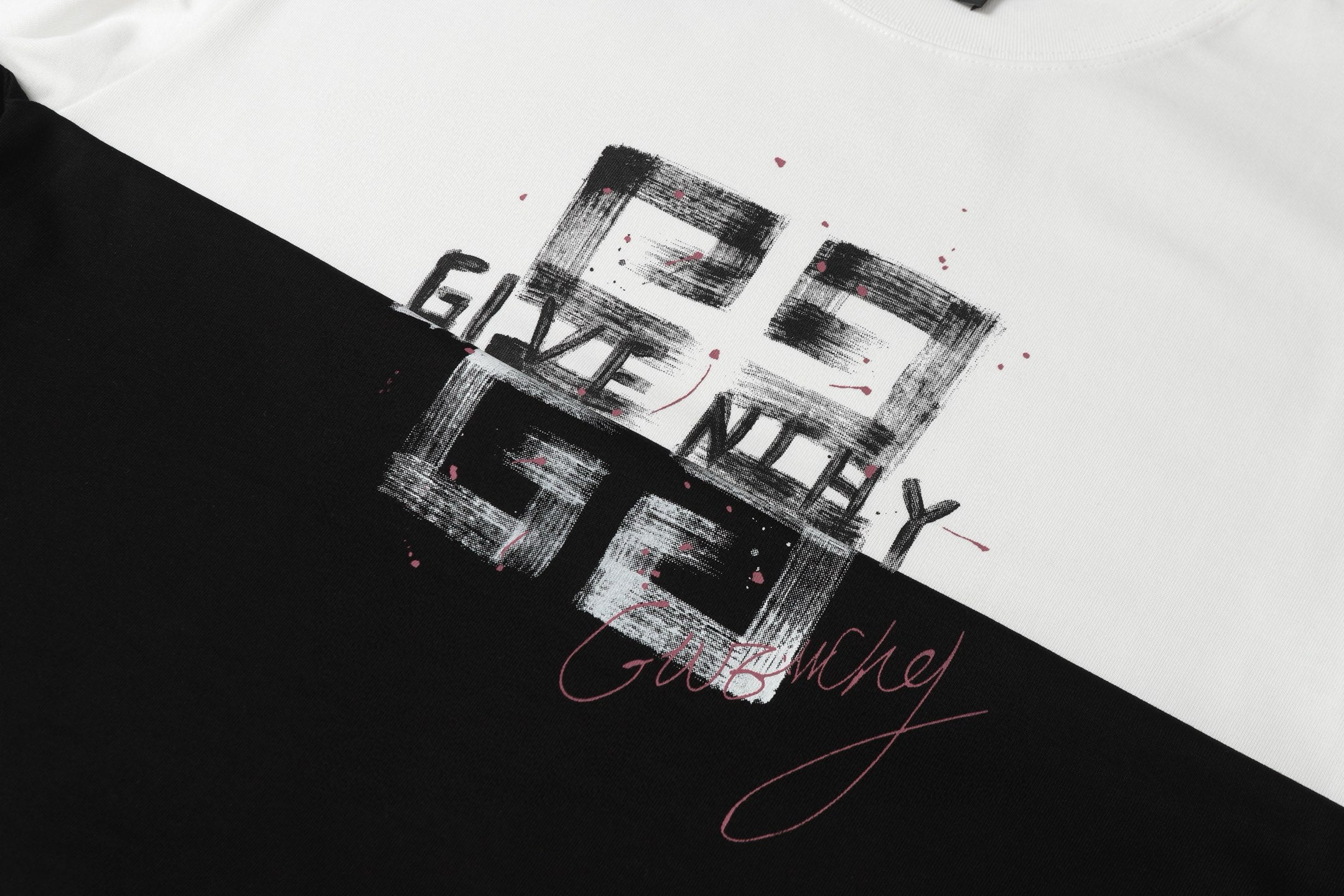LuxluxHouse Best Quality Clothes Givenchy T-shirt