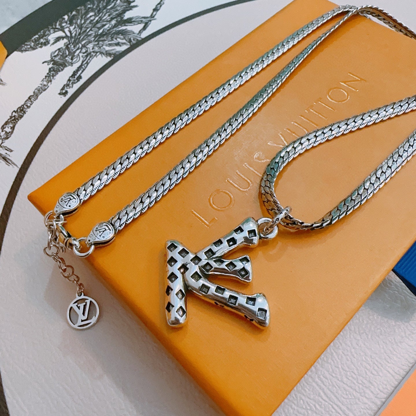 LuxluxHouse Best Quality Accessories Necklace Louis Vuitton