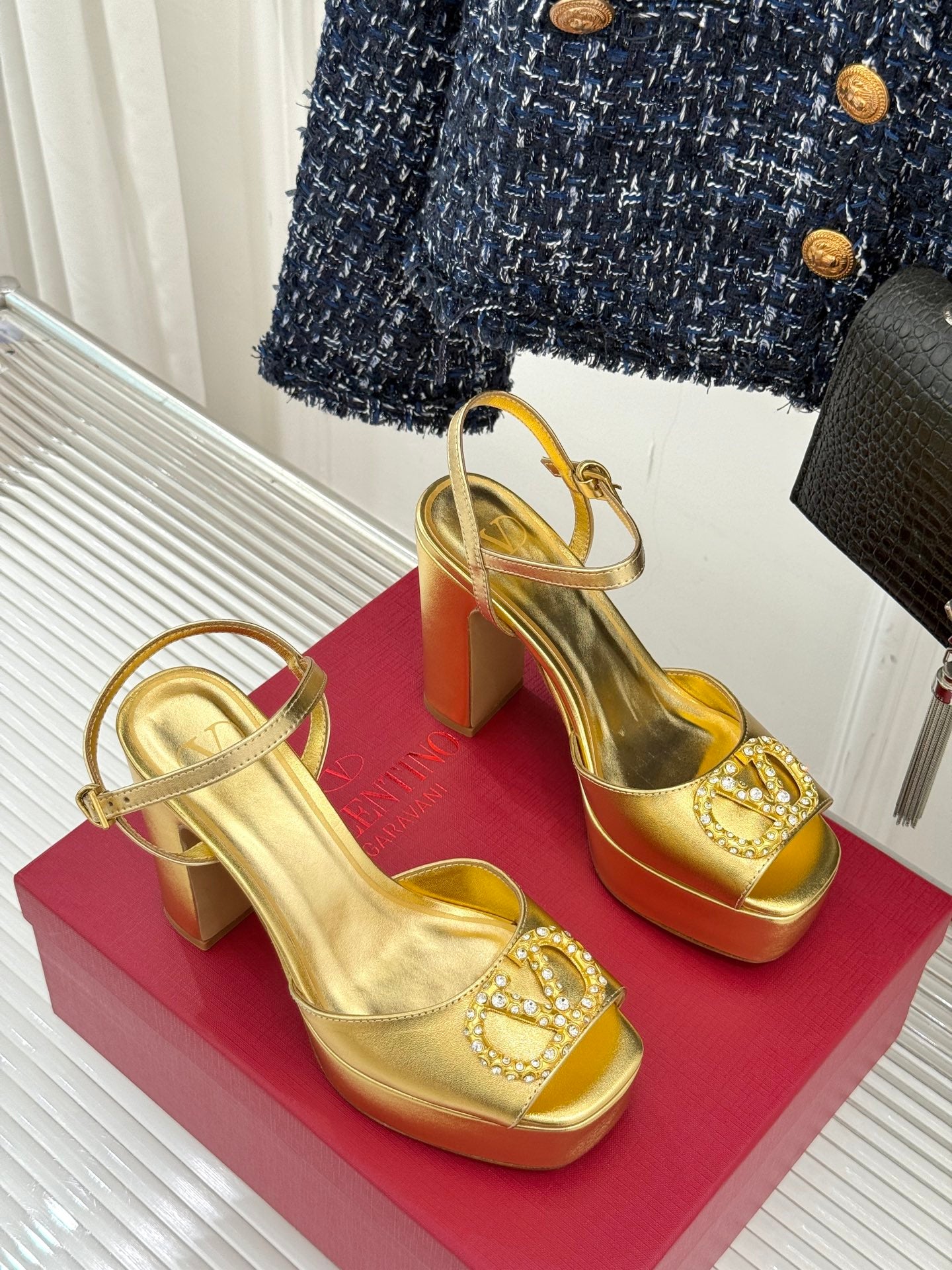LuxluxHouse Best Quality Valentino Women Shoes