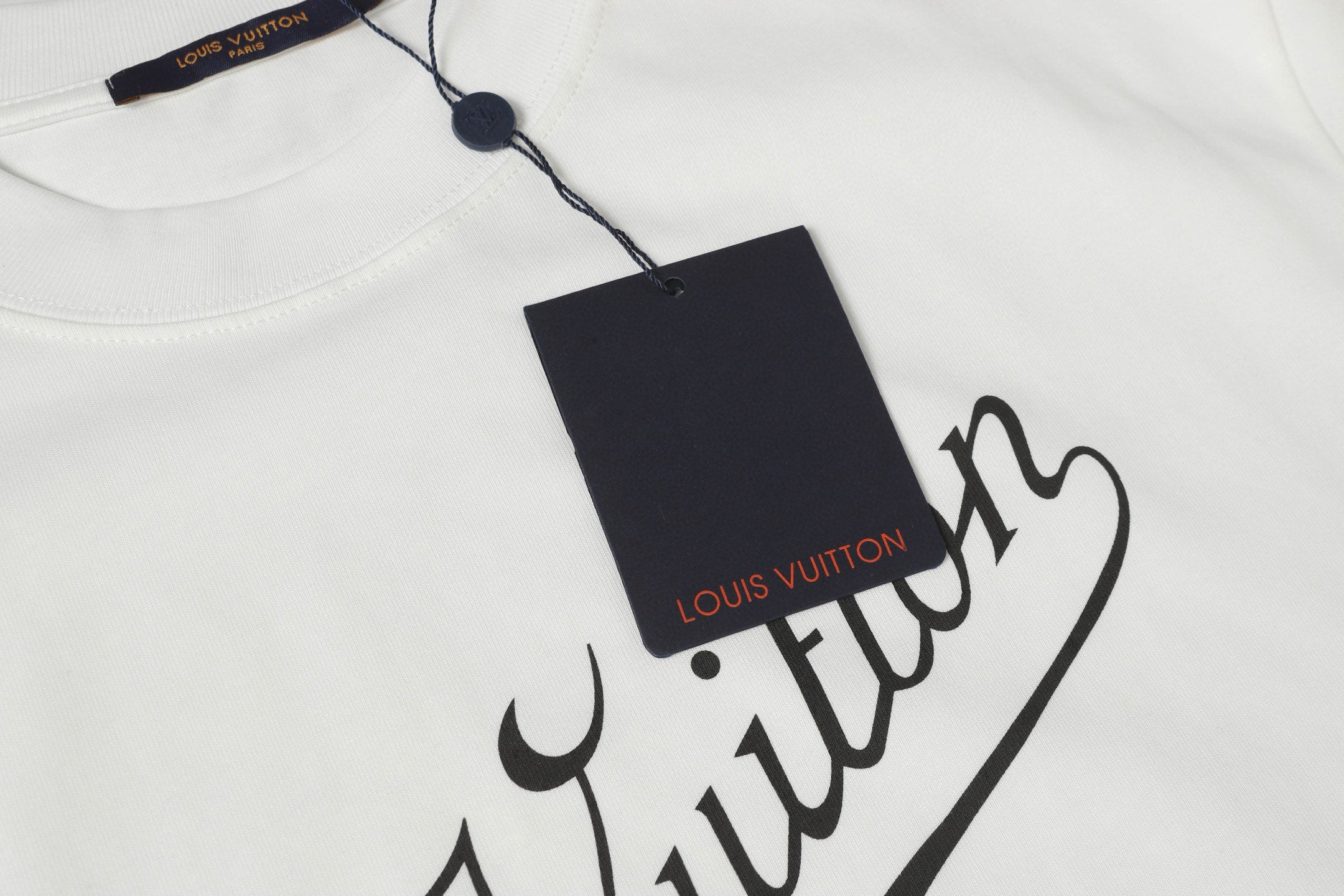 LuxluxHouse Best Quality Clothes T-shirt Louis Vuitton