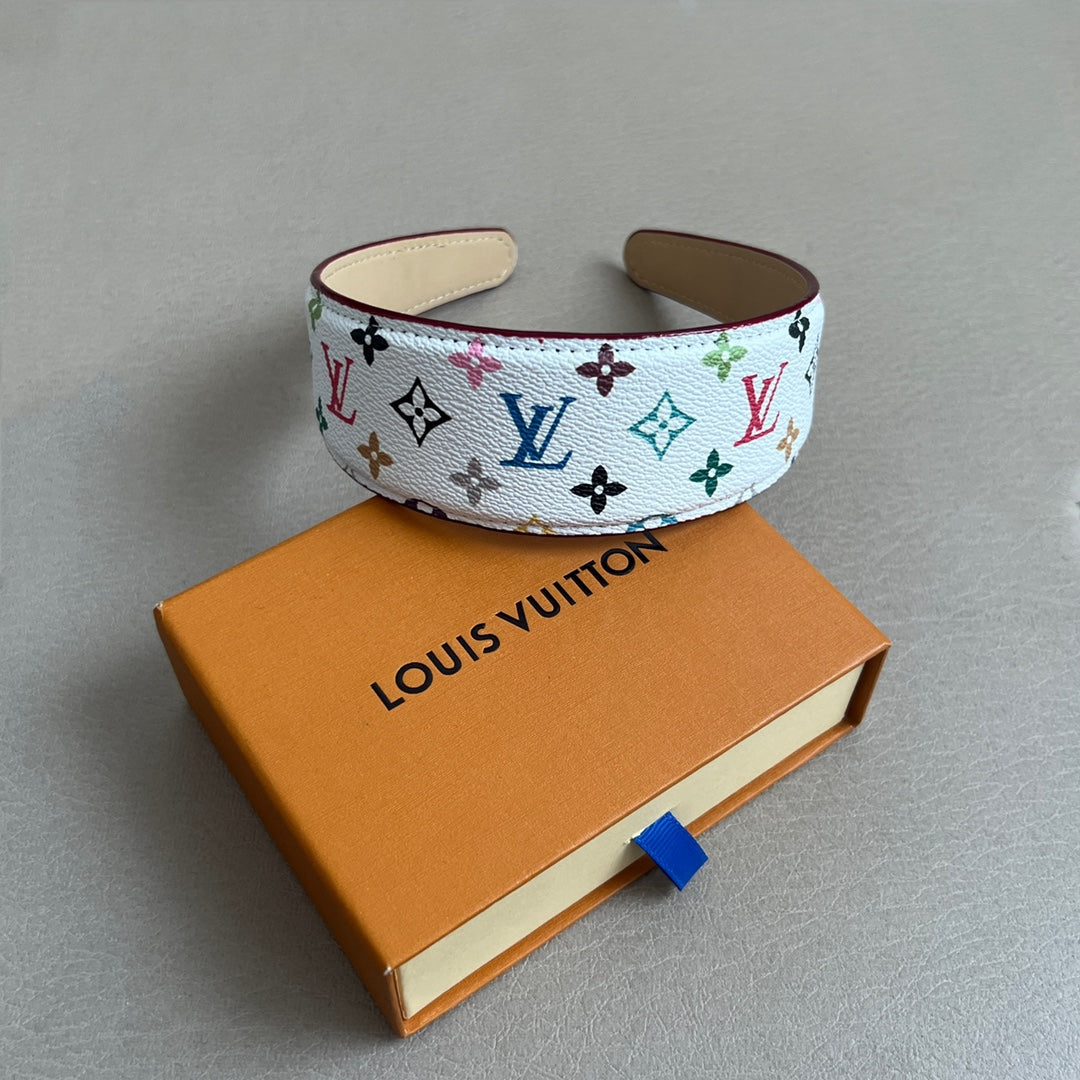 LuxluxHouse Best Quality Accessories Louis Vuitton