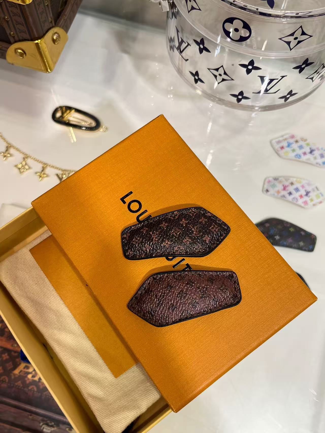 LuxluxHouse Best Quality Accessories Louis Vuitton