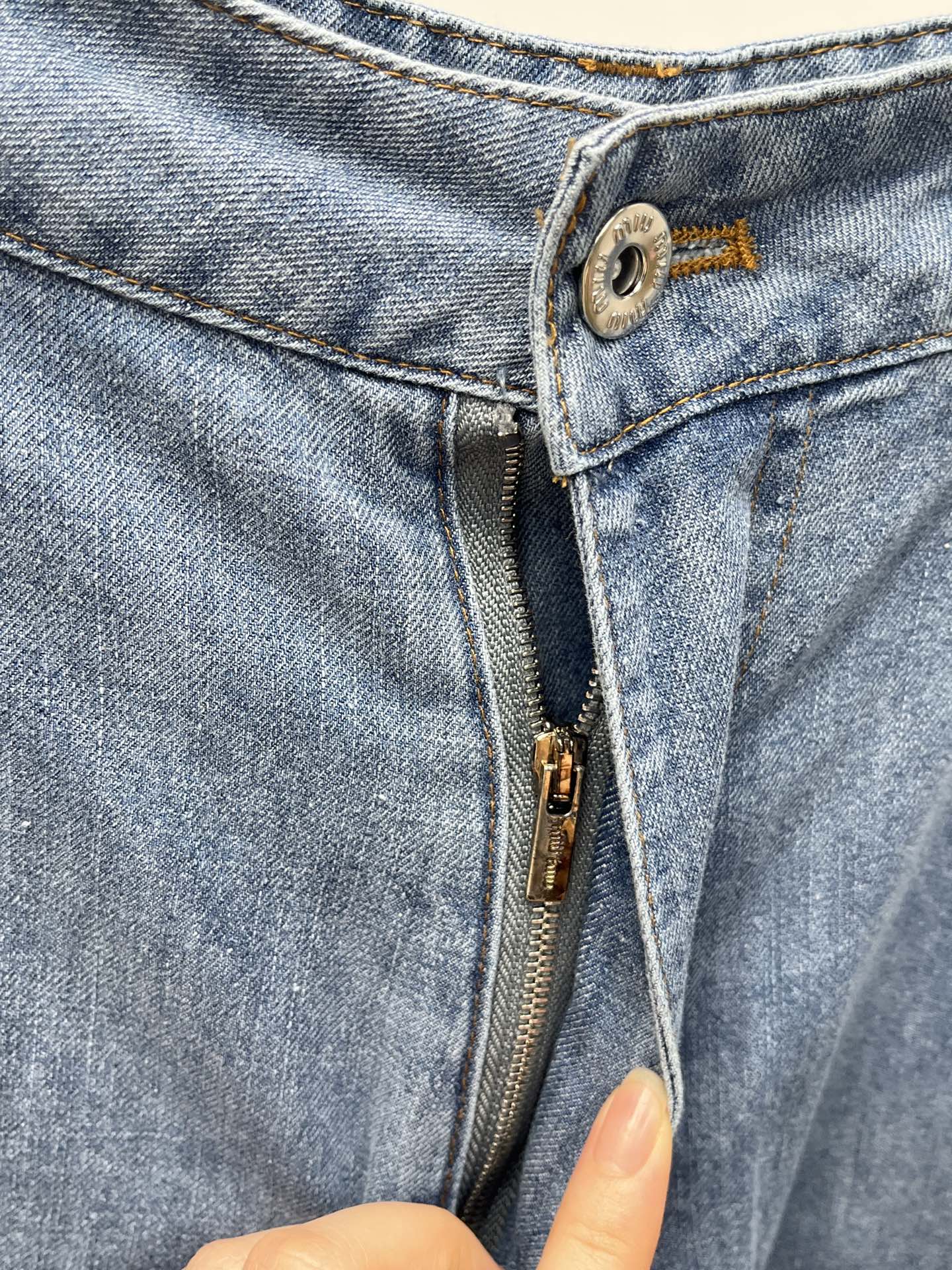 LuxluxHouse Best Quality Clothes Miu Miu Pants