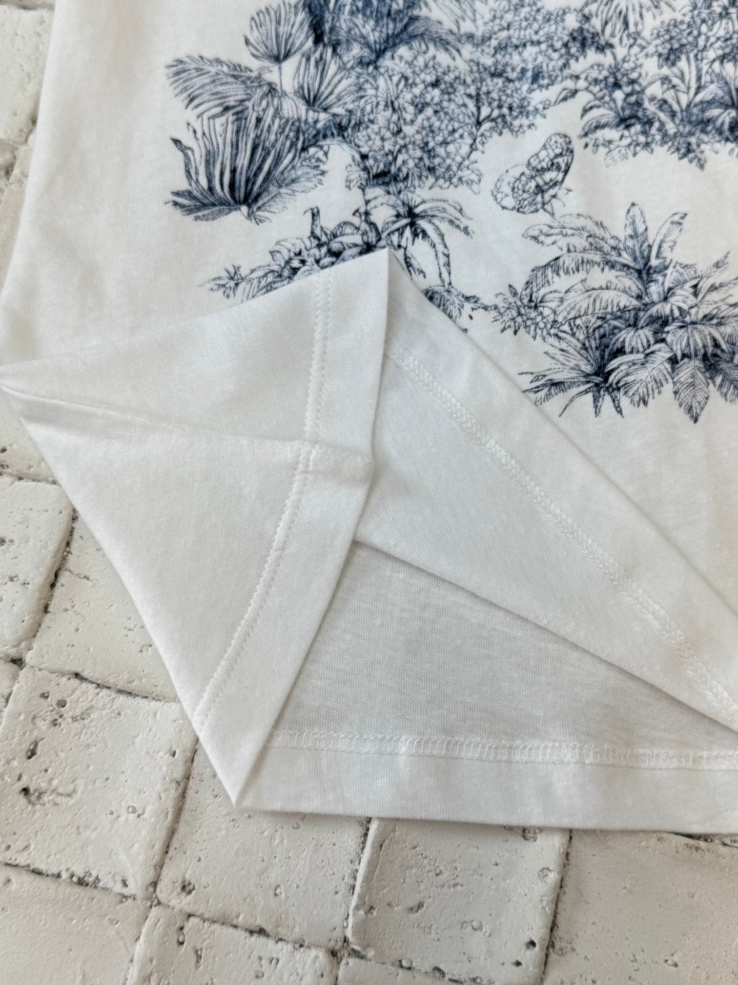 LuxluxHouse Best Quality Clothes T-shirt Dior