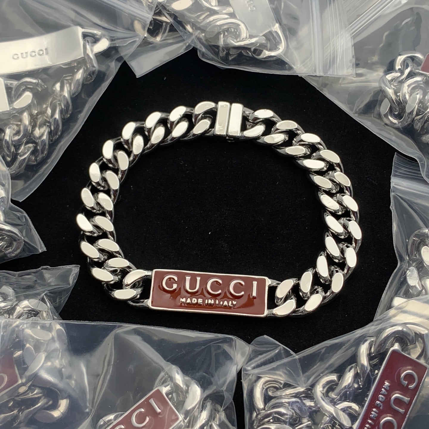 LuxluxHouse Low Price And High Quality Accessories Gucci
