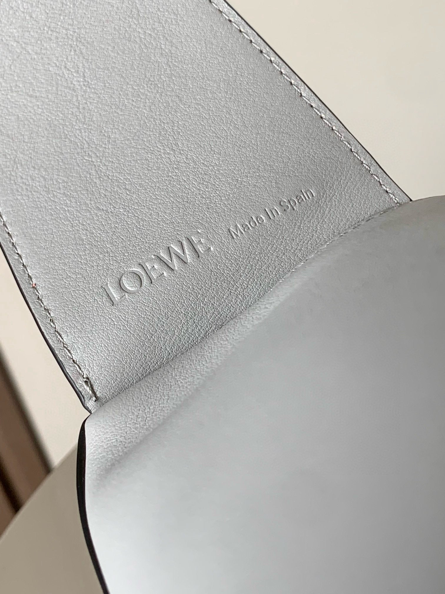 LuxluxHouse Best Quality Bags Loewe Women
