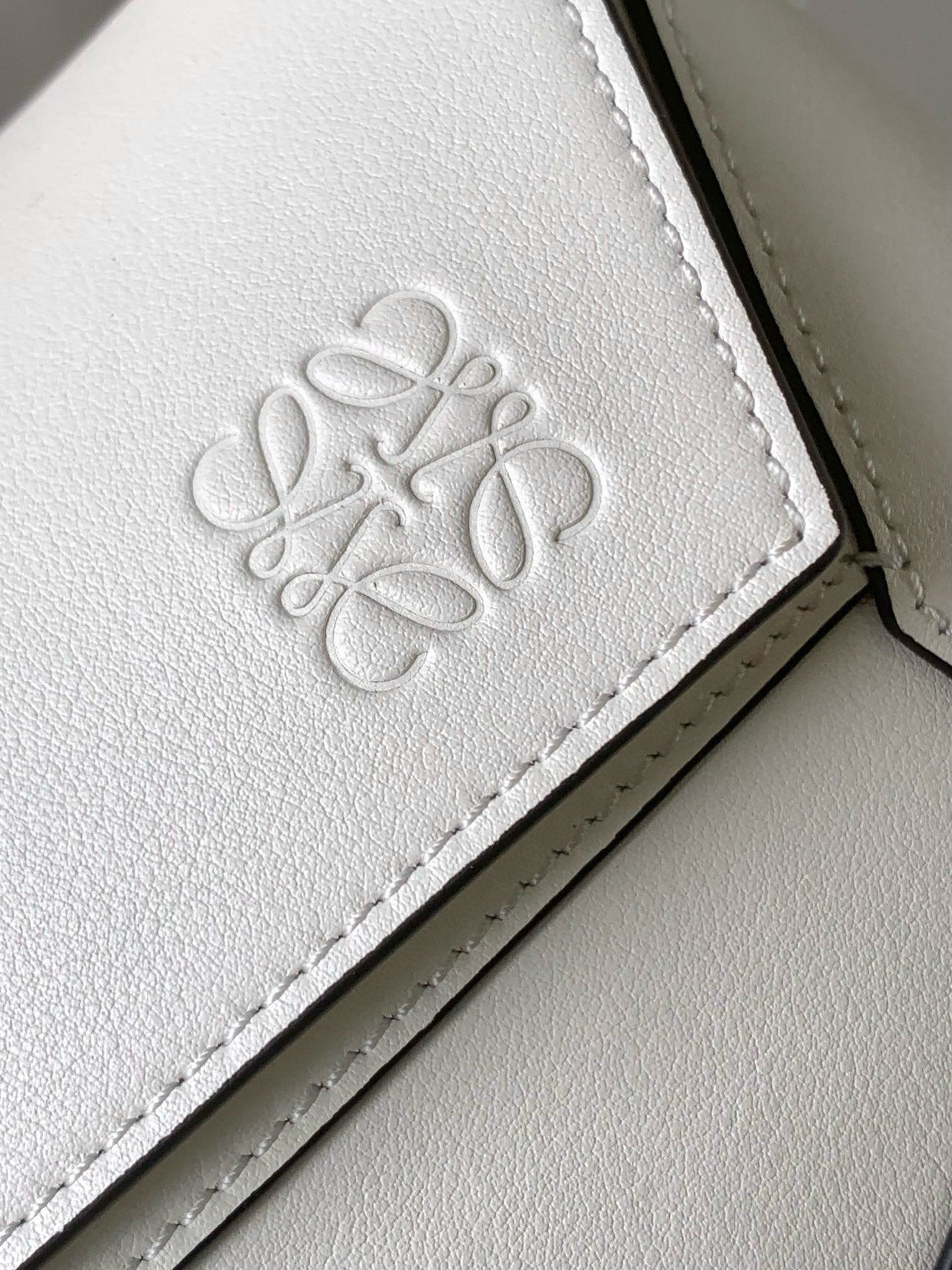 LuxluxHouse Best Quality Bags Loewe Women