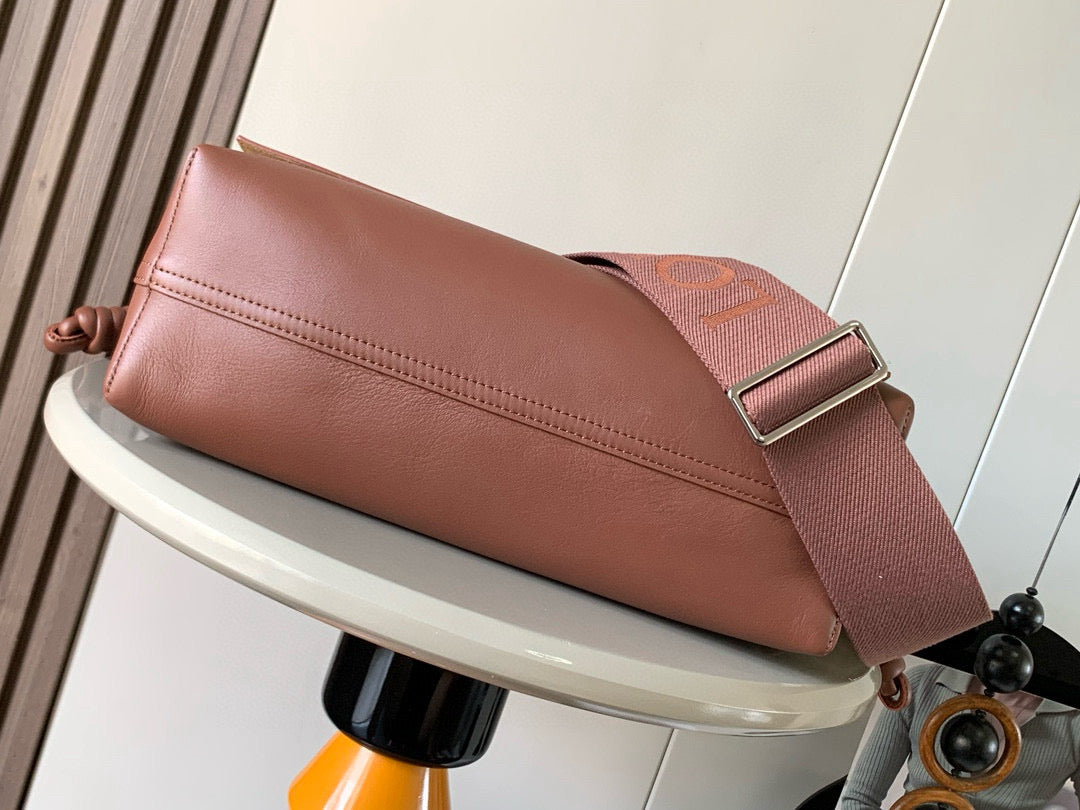 LuxluxHouse Best Quality Bags Loewe Men