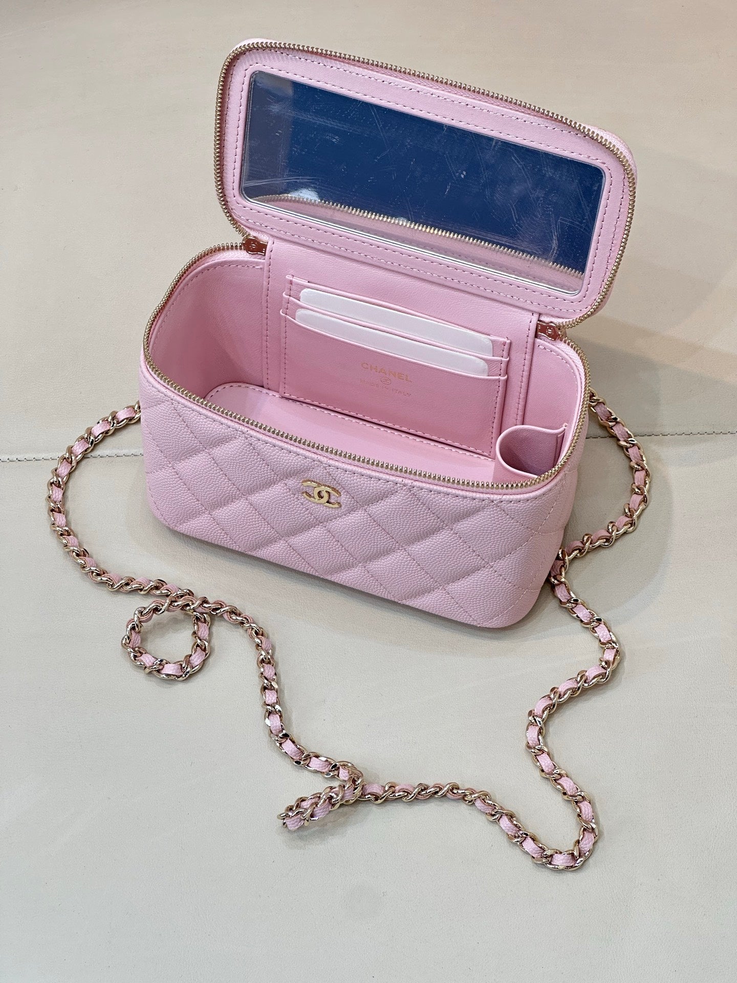 LuxluxHouse Best Quality Bags Chanel Women