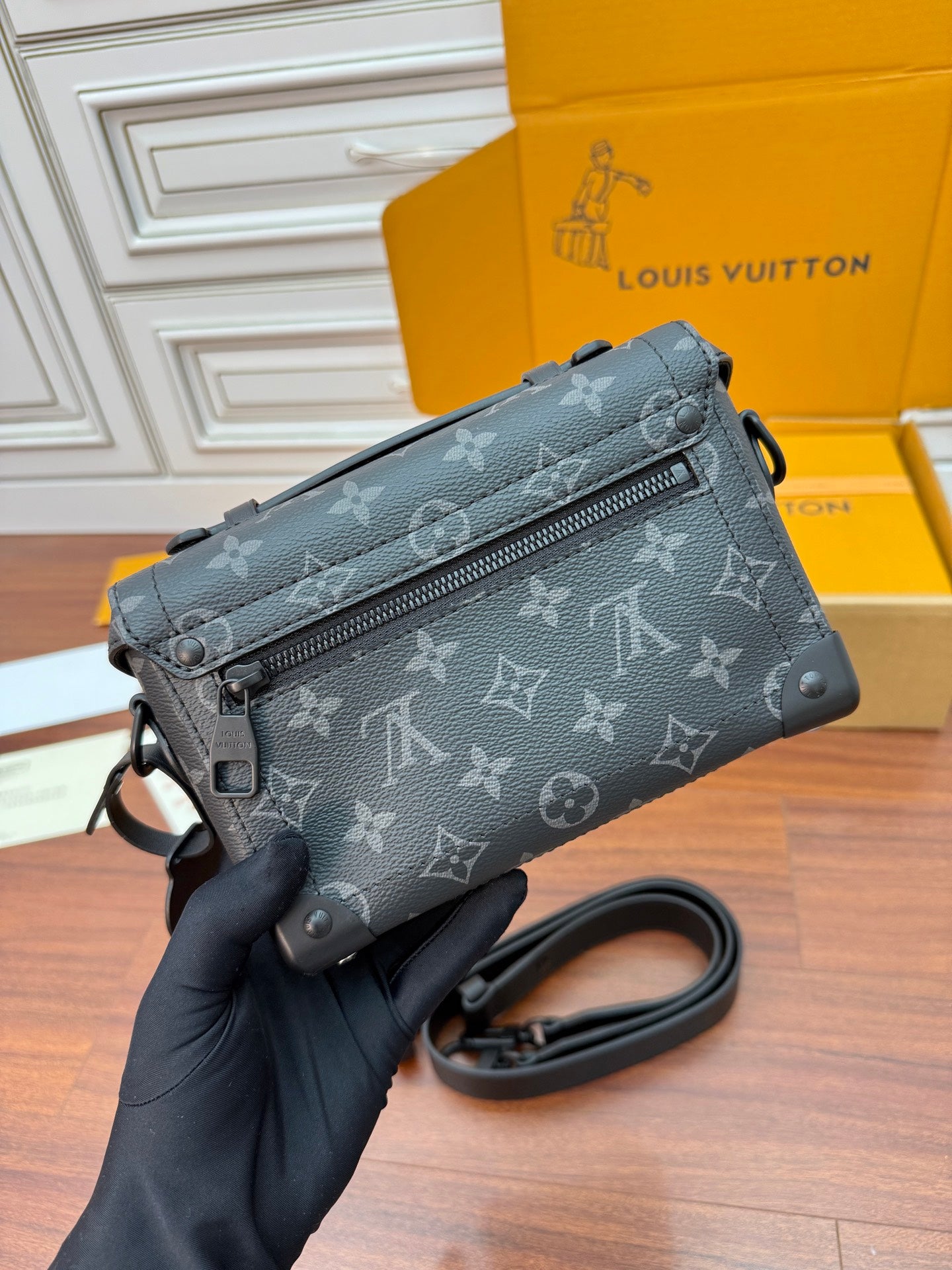 LuxluxHouse Best Quality Bags Best Louis Vuitton Men