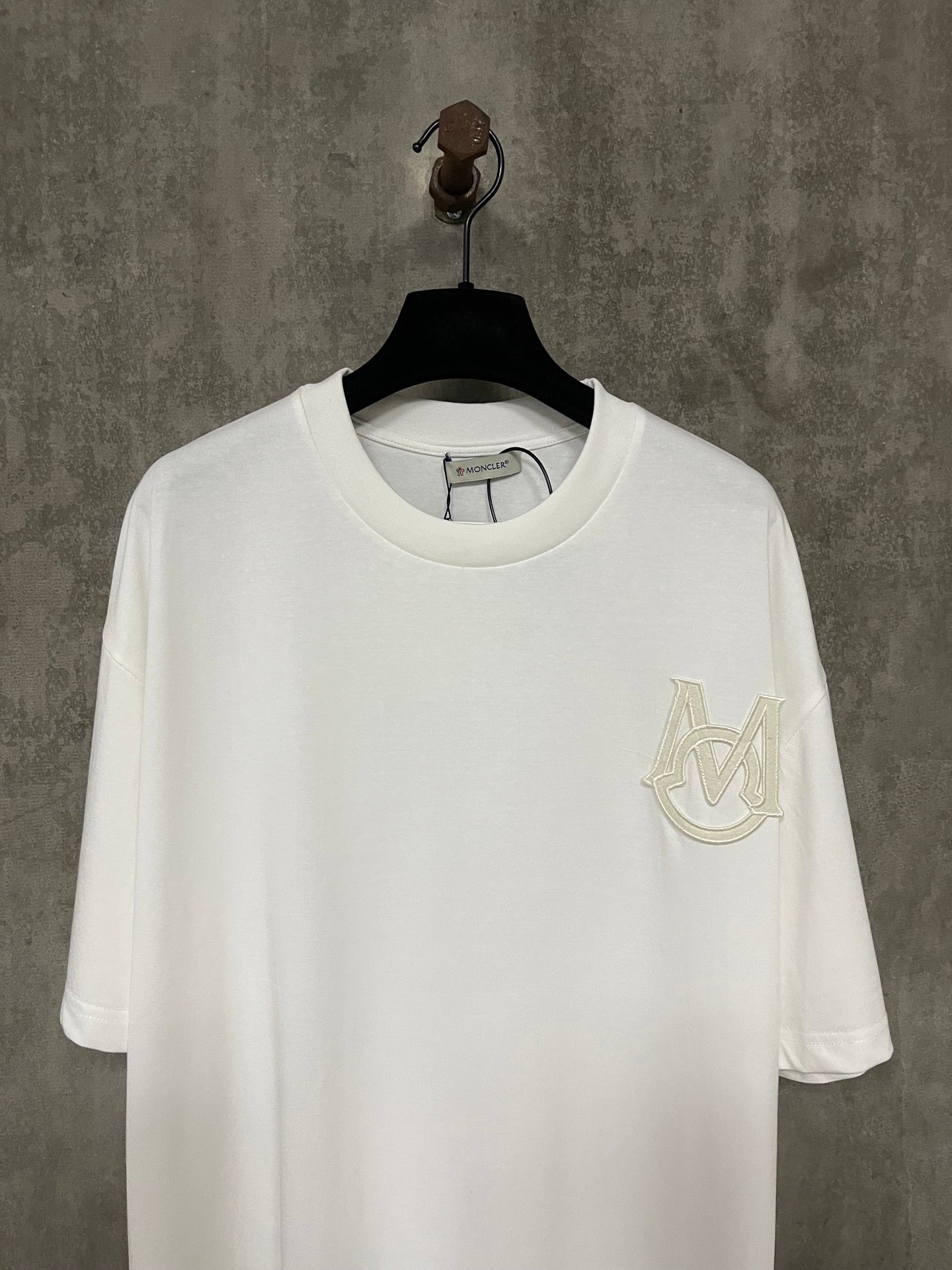 LuxluxHouse Best Quality Clothes T-shirt Moncler