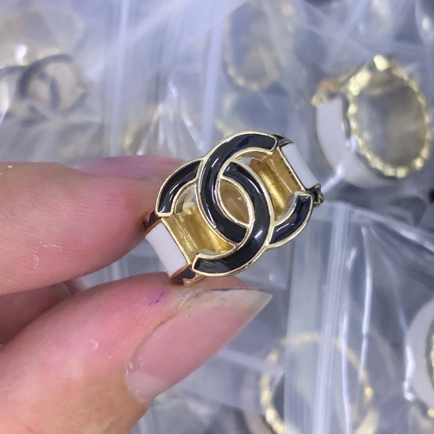 LuxluxHouse Low Price And High Quality Accessories Chanel