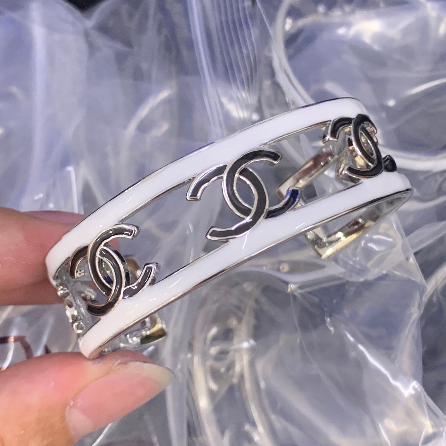 LuxluxHouse Low Price And High Quality Accessories Chanel
