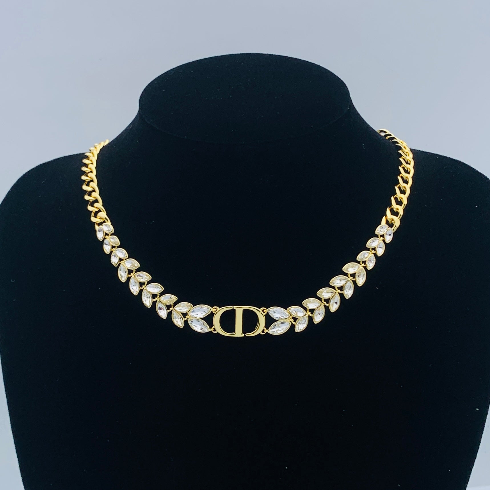 LuxluxHouse Low Price And High Quality Accessories Dior