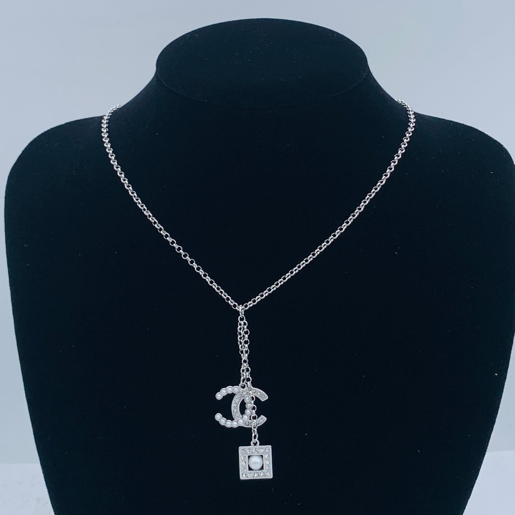 LuxluxHouse Low Price And High Quality Accessories Chanel