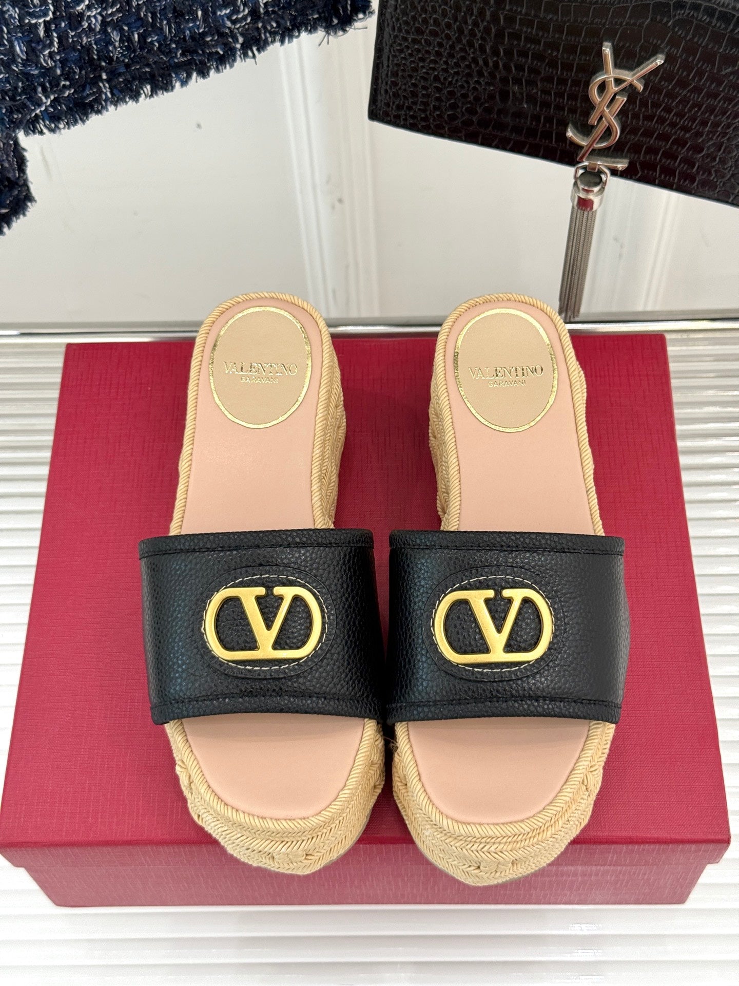 LuxluxHouse Best Quality Valentino Women Shoes