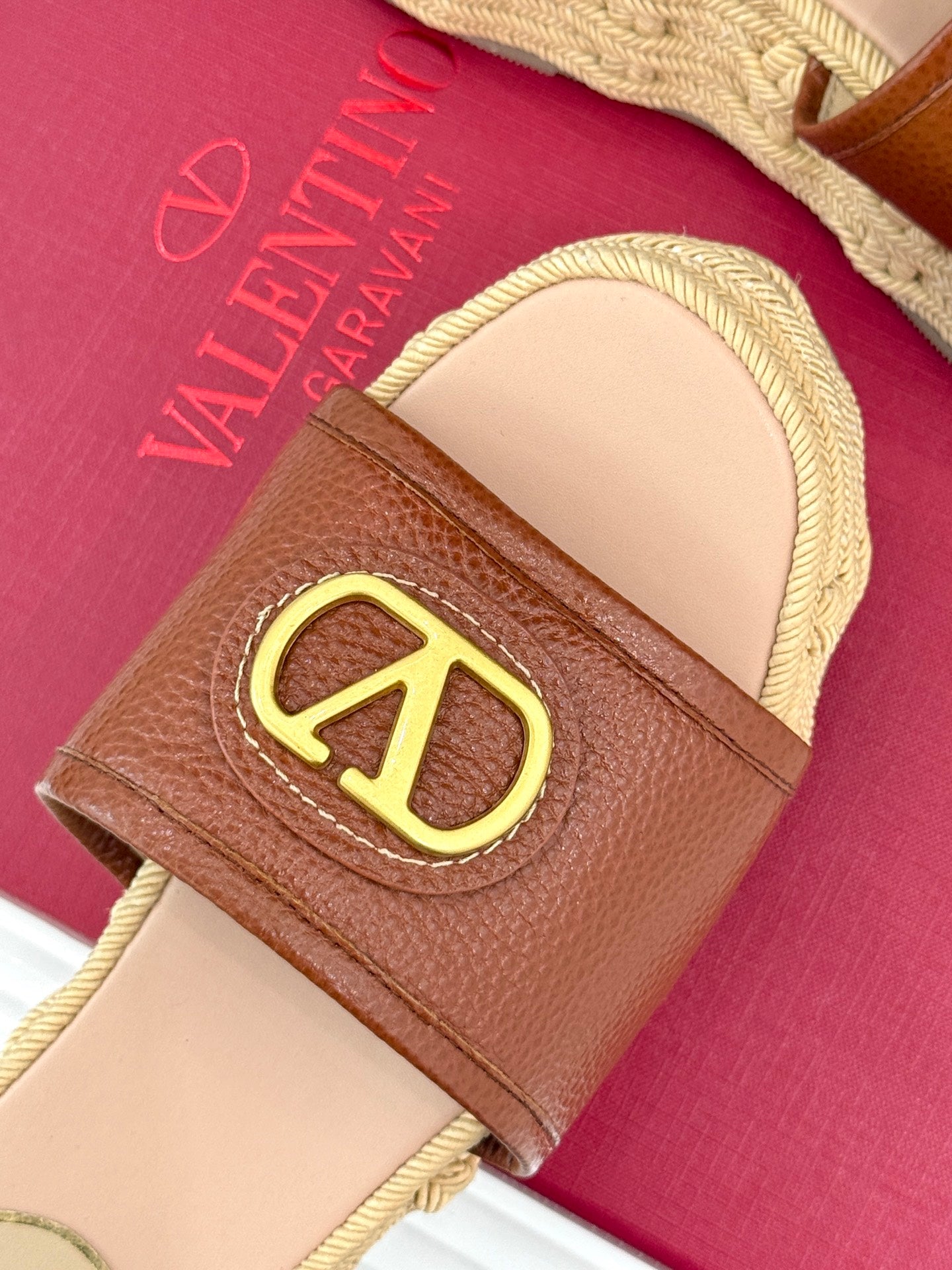 LuxluxHouse Best Quality Valentino Women Shoes