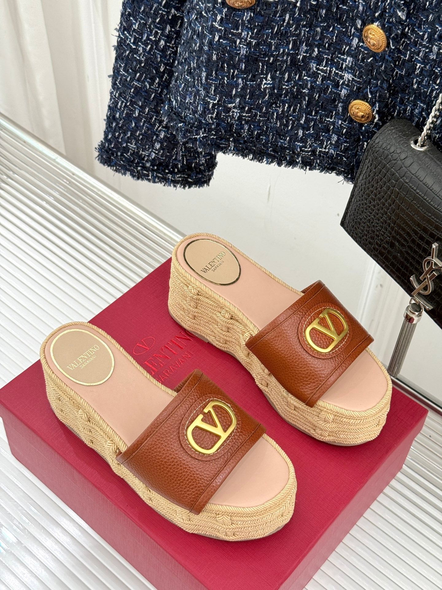 LuxluxHouse Best Quality Valentino Women Shoes