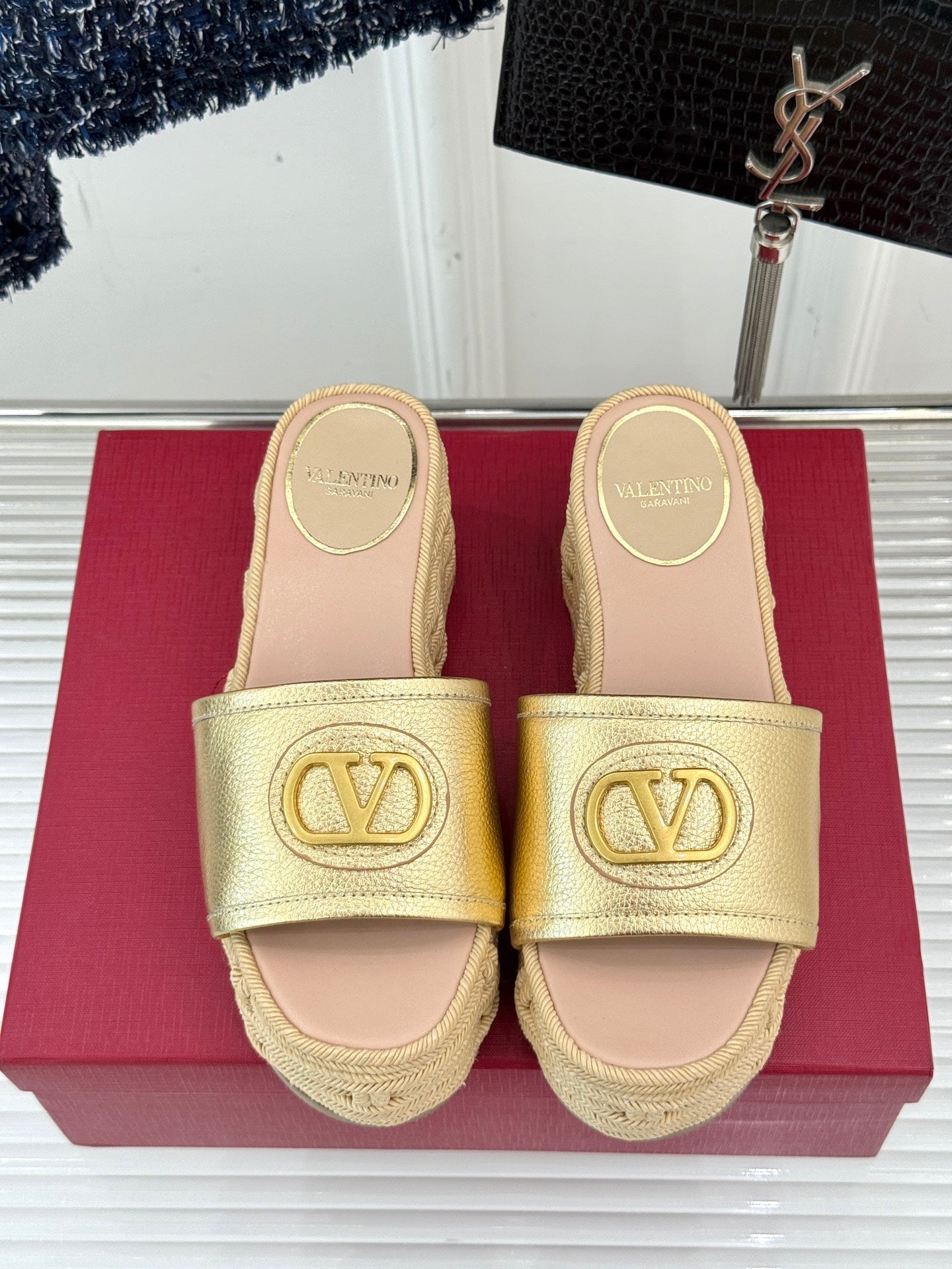 LuxluxHouse Best Quality Valentino Women Shoes